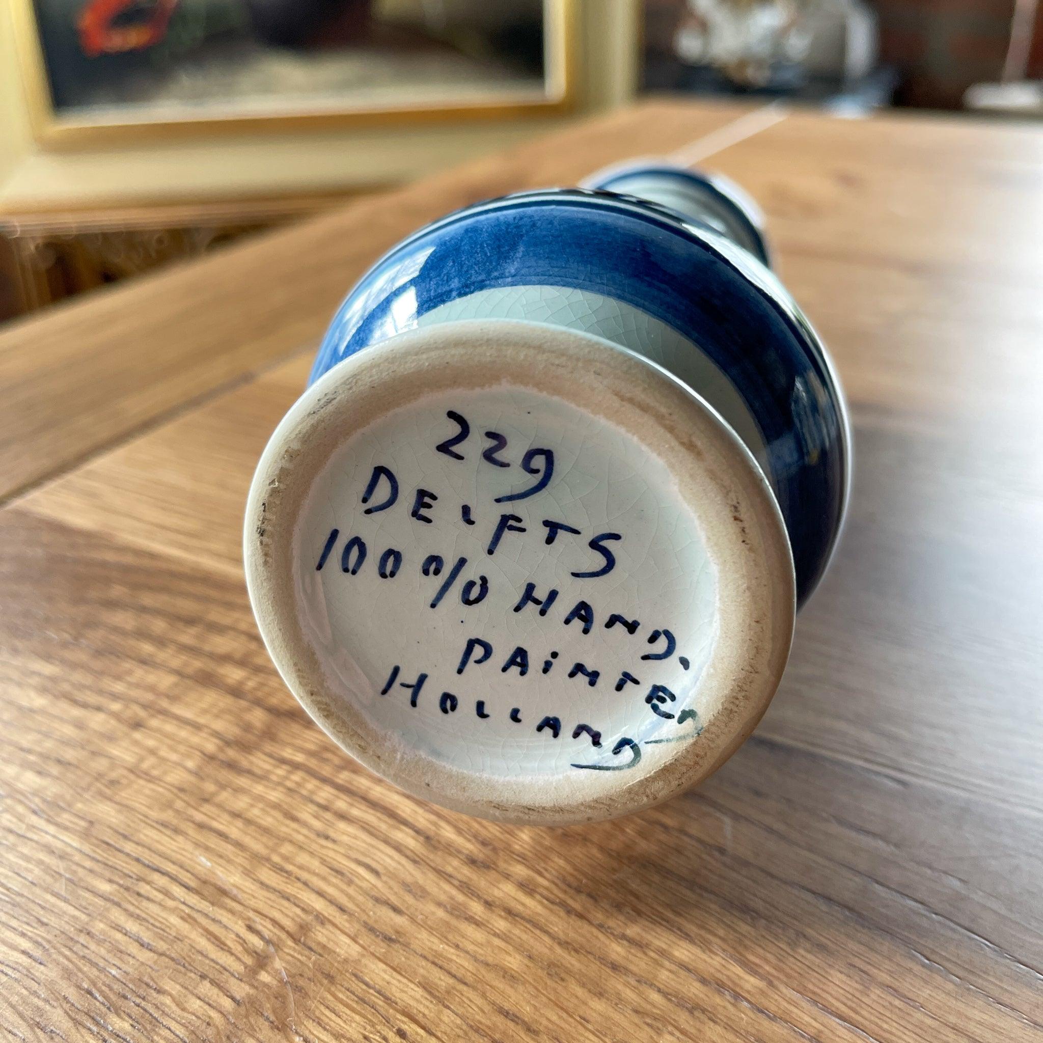 Delfts Blauw vaasje - The Collectionist