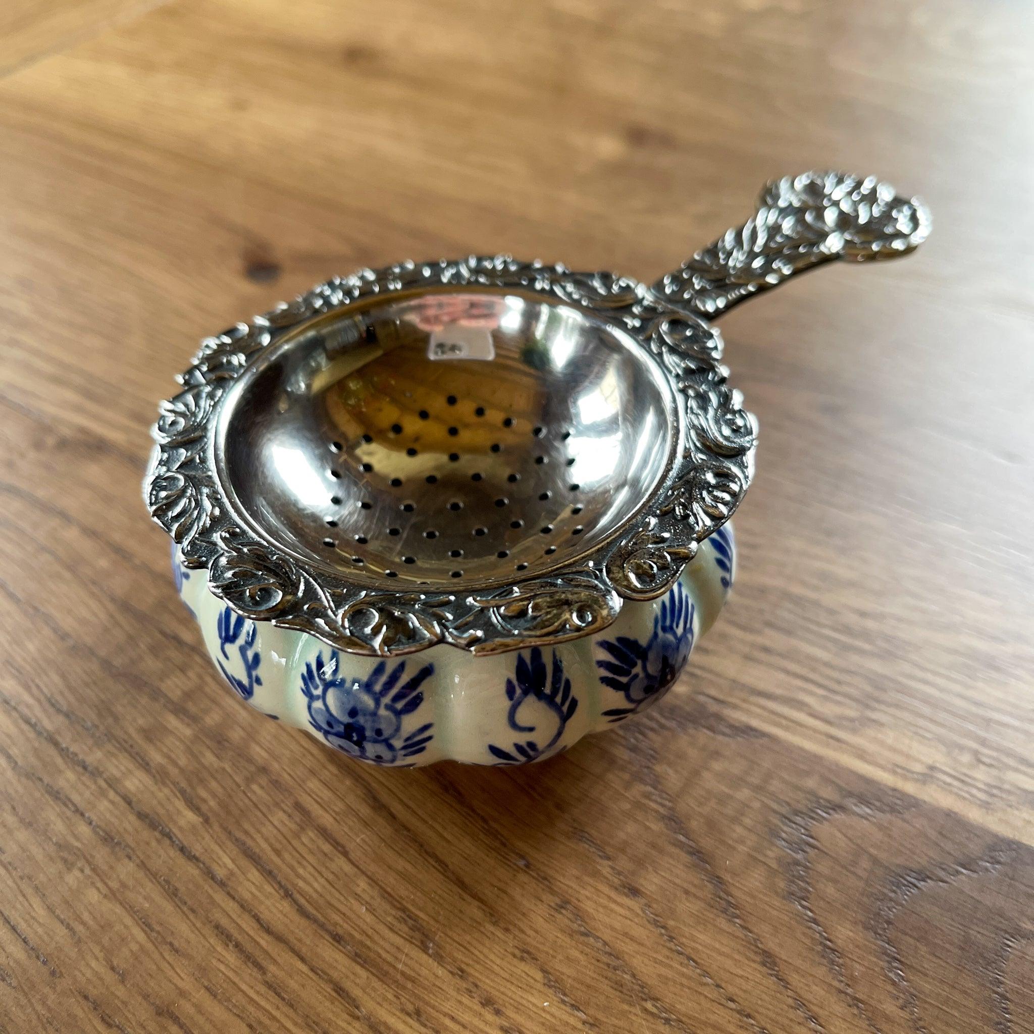 Delfts Blauw verzilverd thee lekbakje Insulinde Groningen - The Collectionist