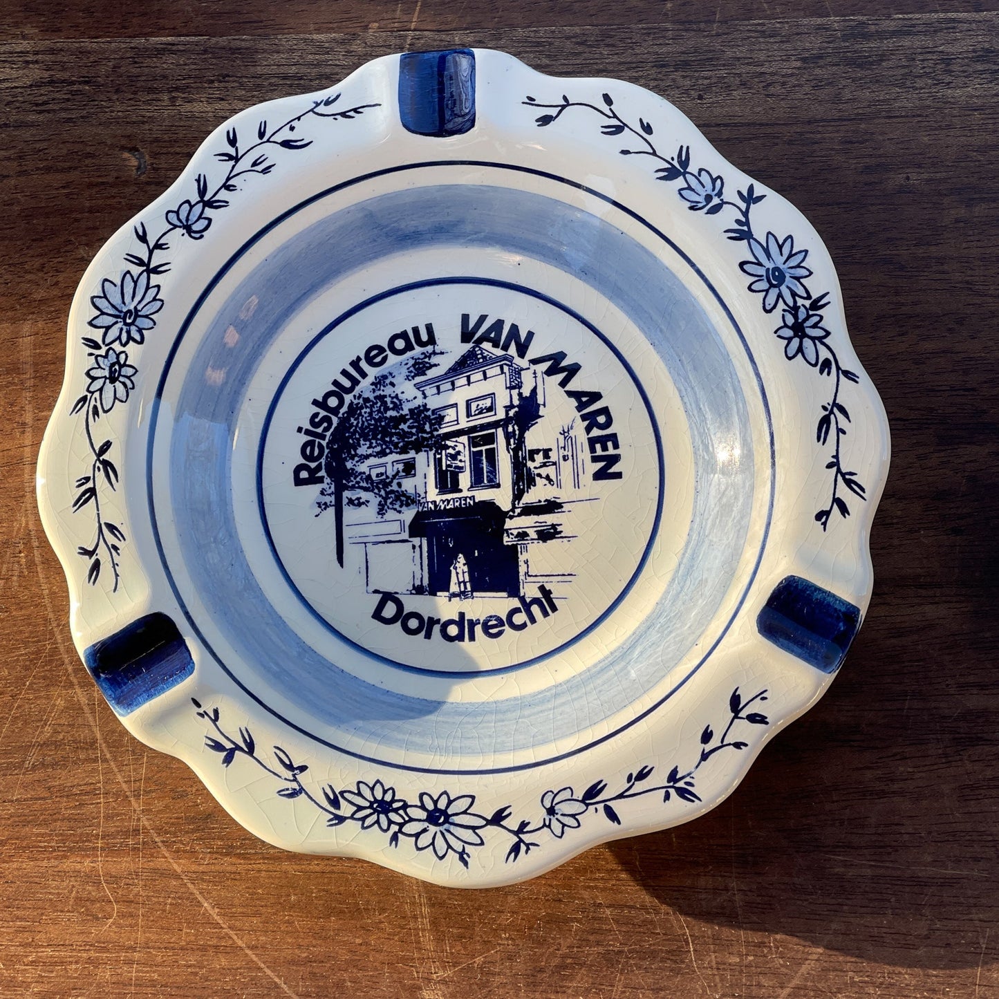 Delfts Blauwe Asbak Reisbureau Van Maren Dordrecht - The Collectionist
