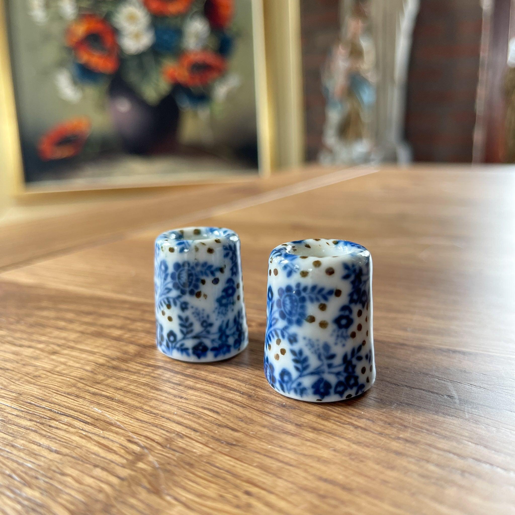 Delfts blauwe kandelaartjes - The Collectionist
