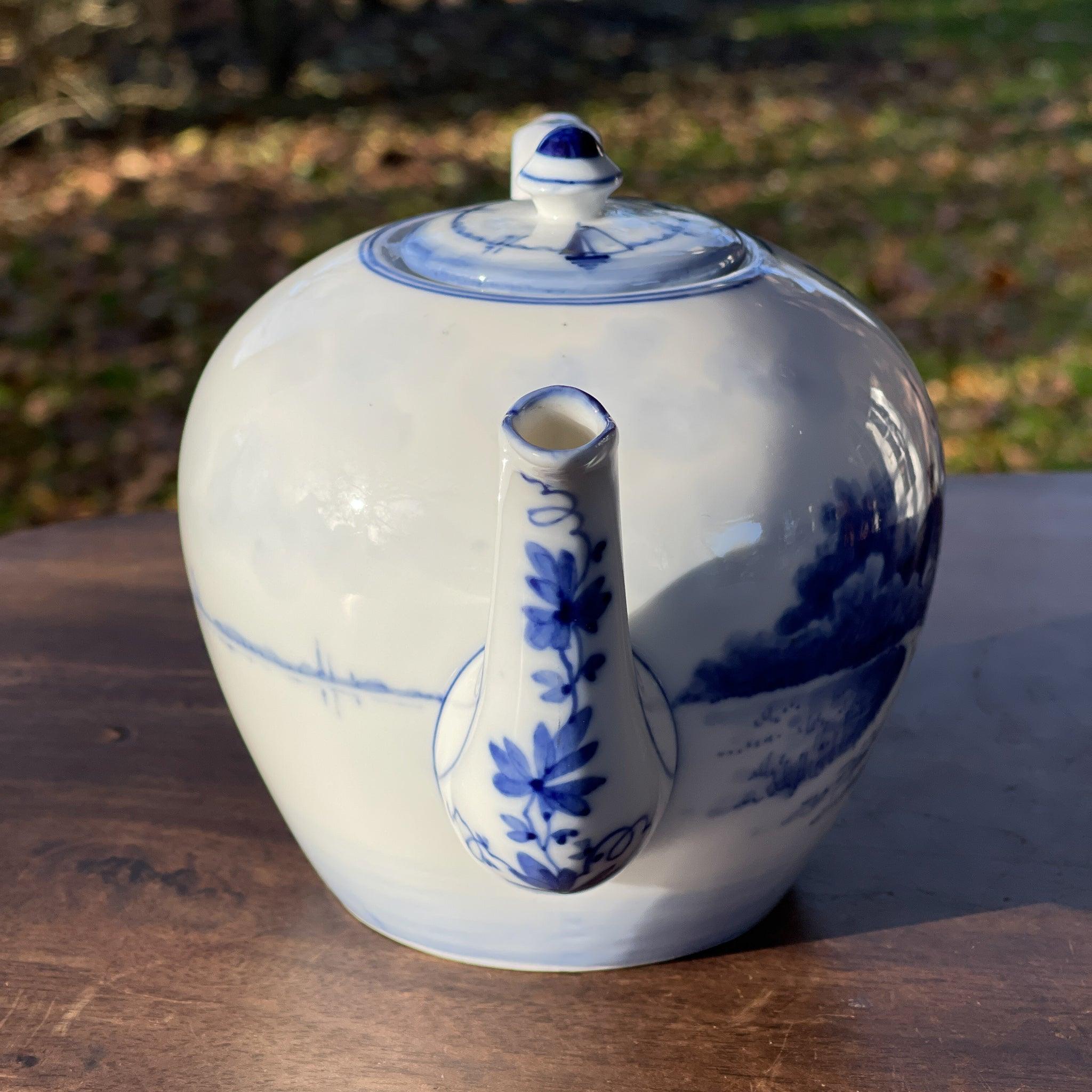 Delfts blauwe theepot met Hollands landschap - The Collectionist