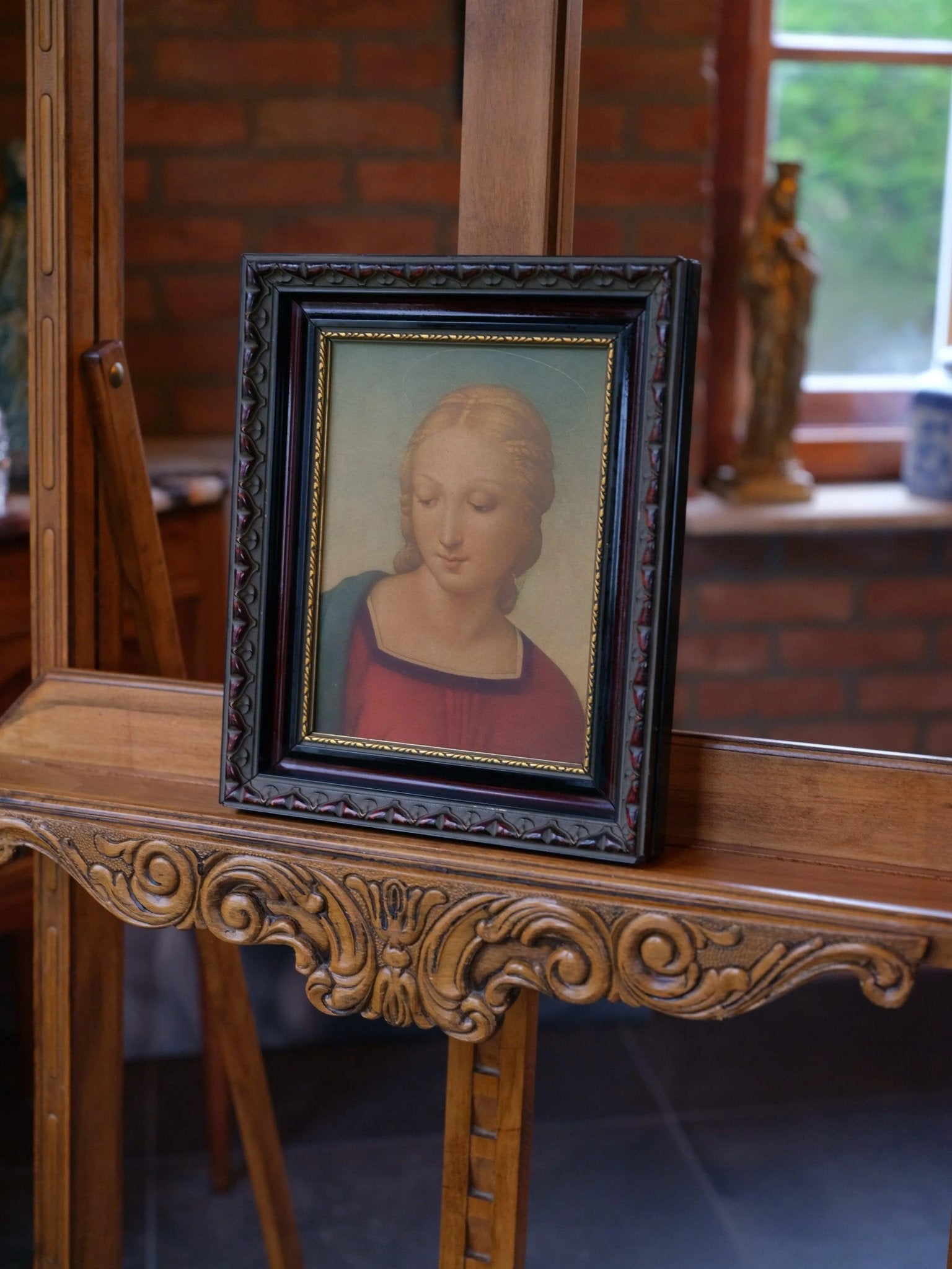 Devotioneel schilderijtje van Maria – religieuze reproductie in sierlijst - The Collectionist