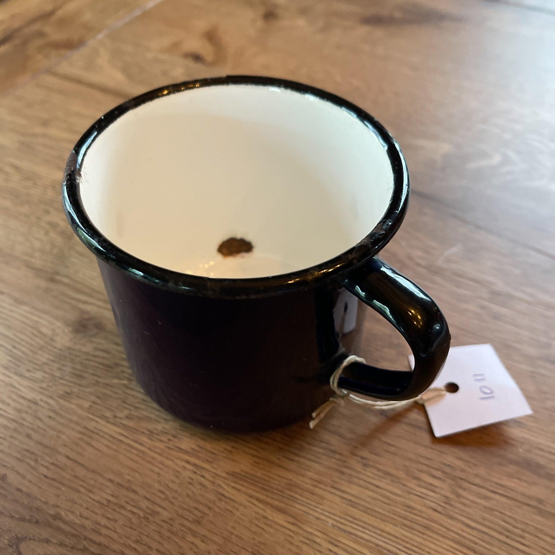 Donkerblauwe emaille beker - Bamestra Curiosa