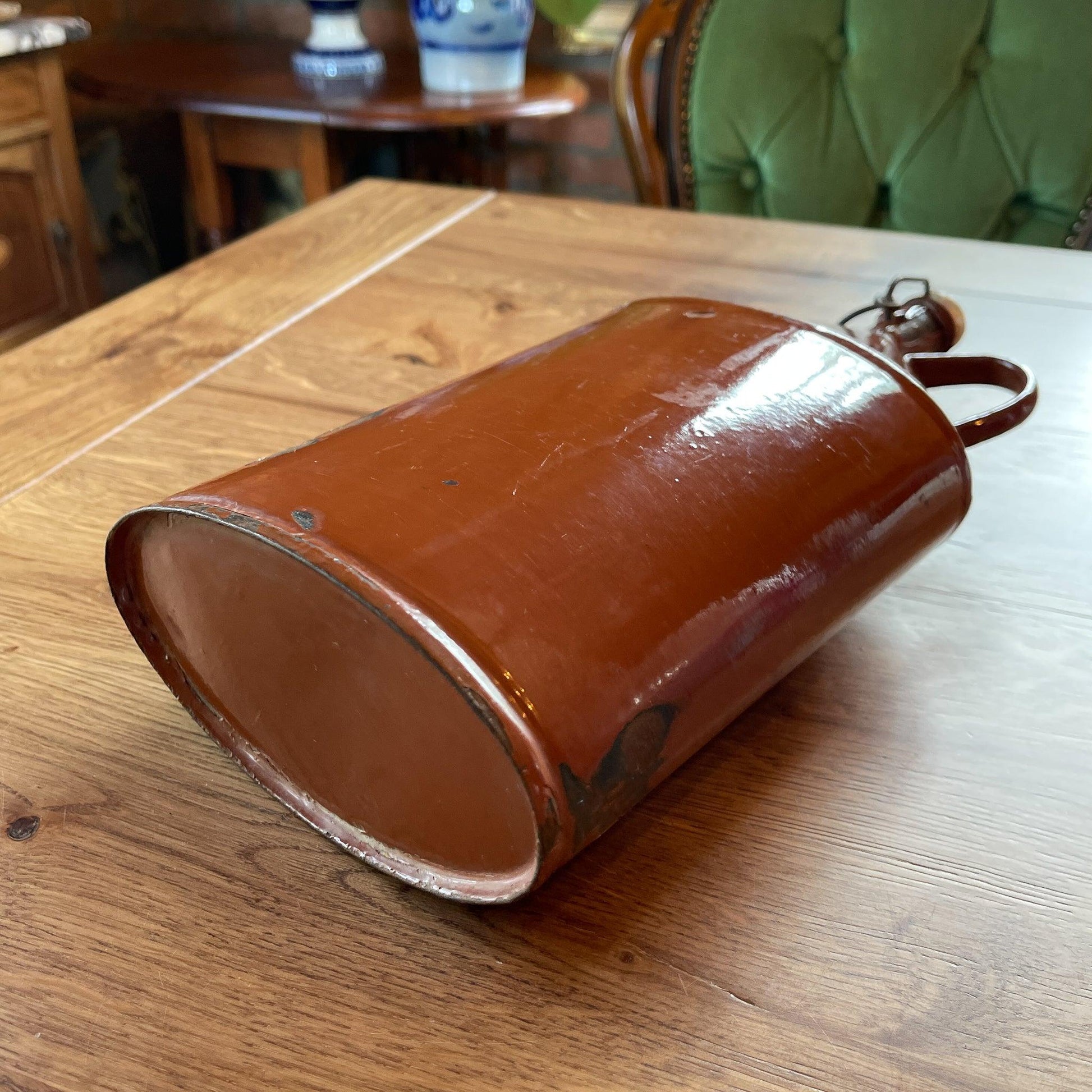 Donkerbruine emaille veldfles - Bamestra Curiosa