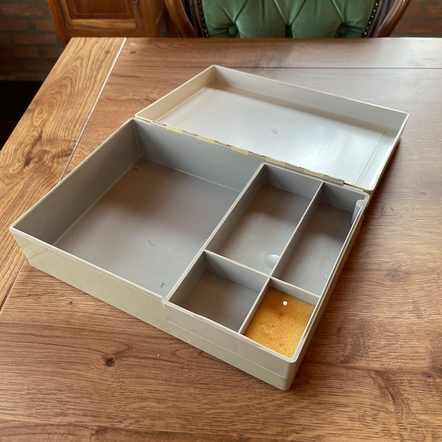 Doos voor naaigerei - Bamestra Curiosa