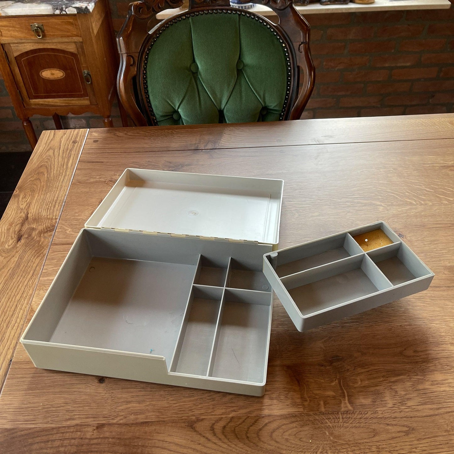 Doos voor naaigerei - Bamestra Curiosa