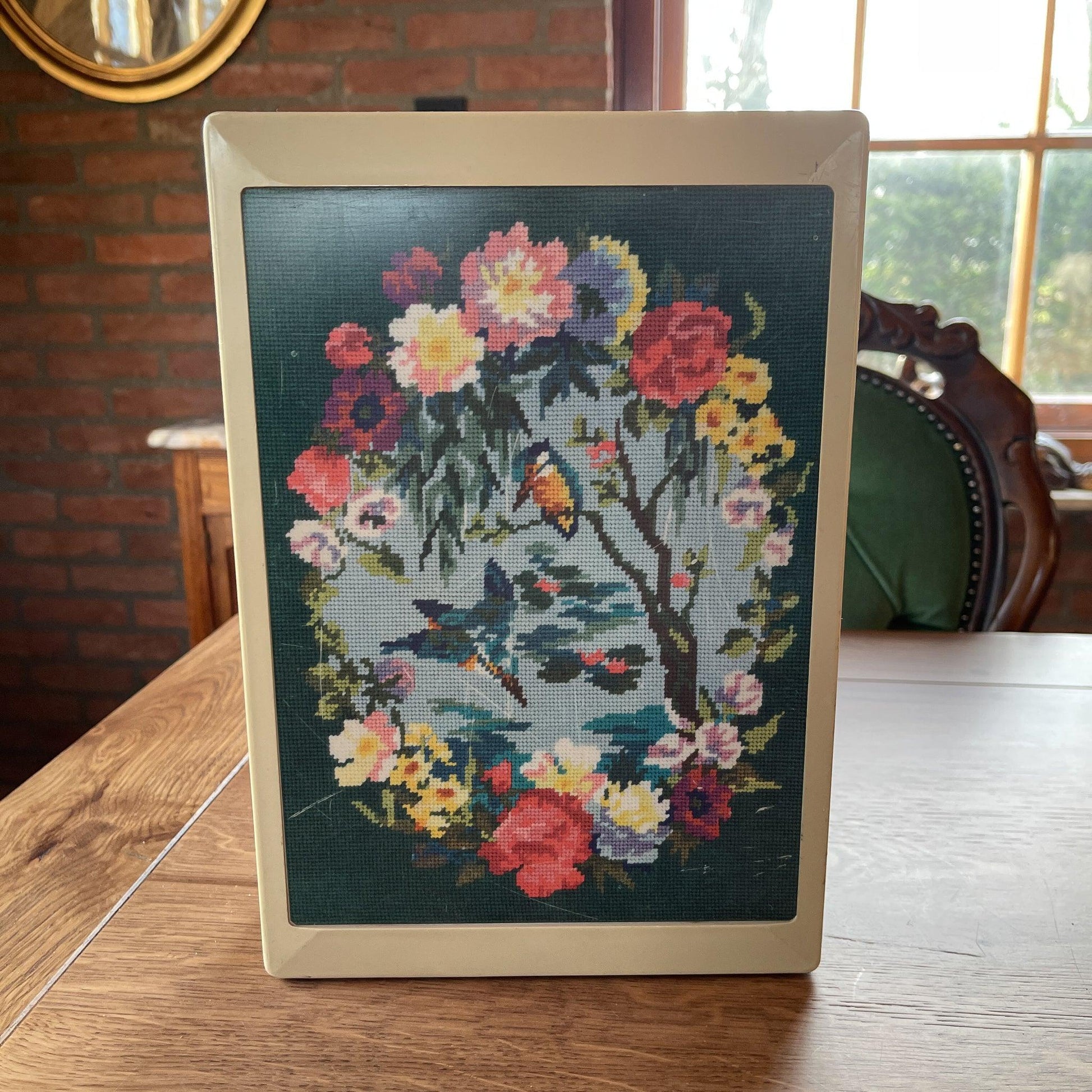 Doos voor naaigerei - Bamestra Curiosa