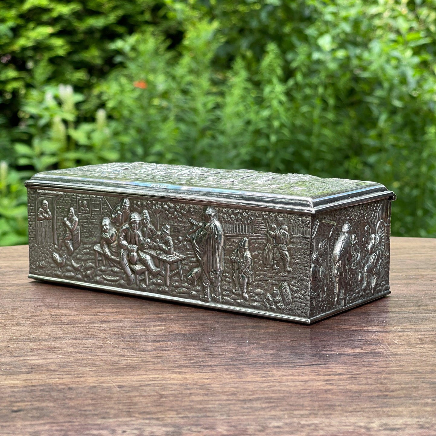 Douwe Egberts verzilverde lepeldoos van Herman Hooykaas - Bamestra Curiosa