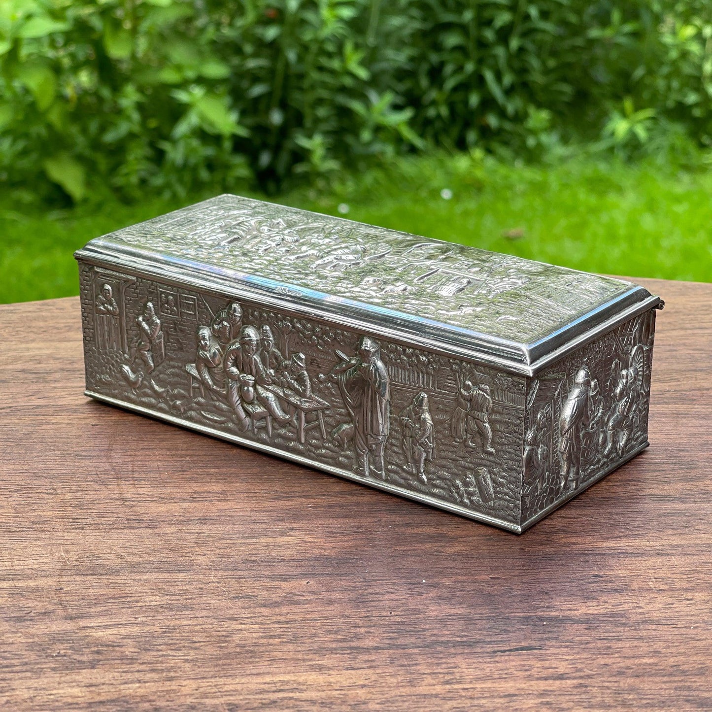 Douwe Egberts verzilverde lepeldoos van Herman Hooykaas - Bamestra Curiosa