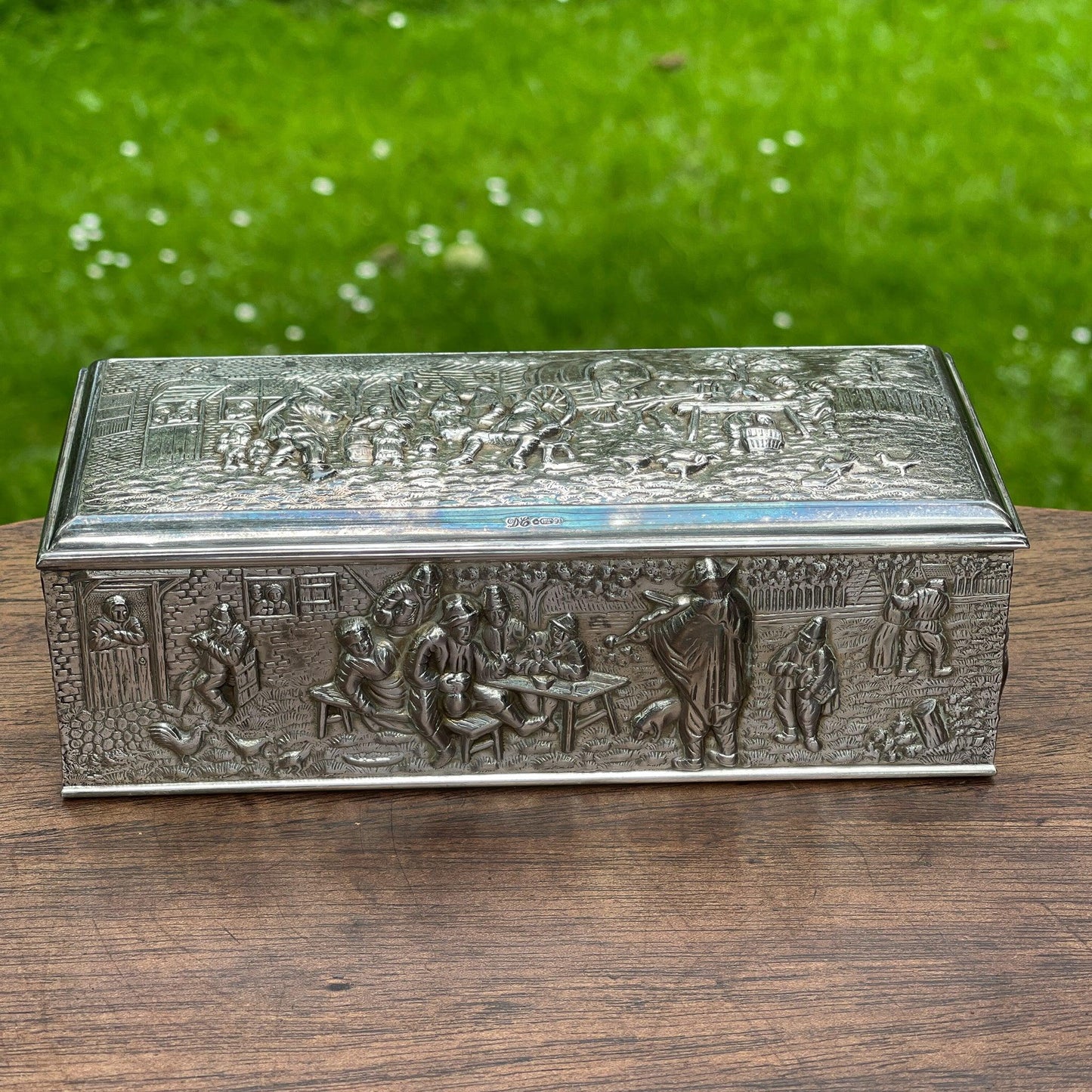 Douwe Egberts verzilverde lepeldoos van Herman Hooykaas - Bamestra Curiosa