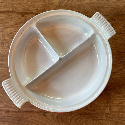 Dru gietijzeren drievaks pan met deksel - Bamestra Curiosa