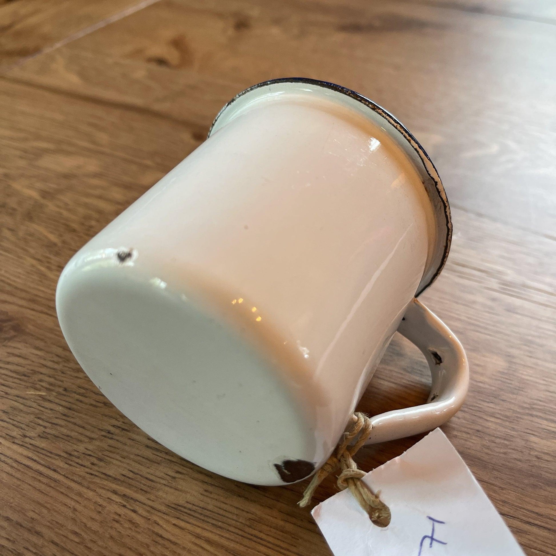 Emaille beker - Bamestra Curiosa