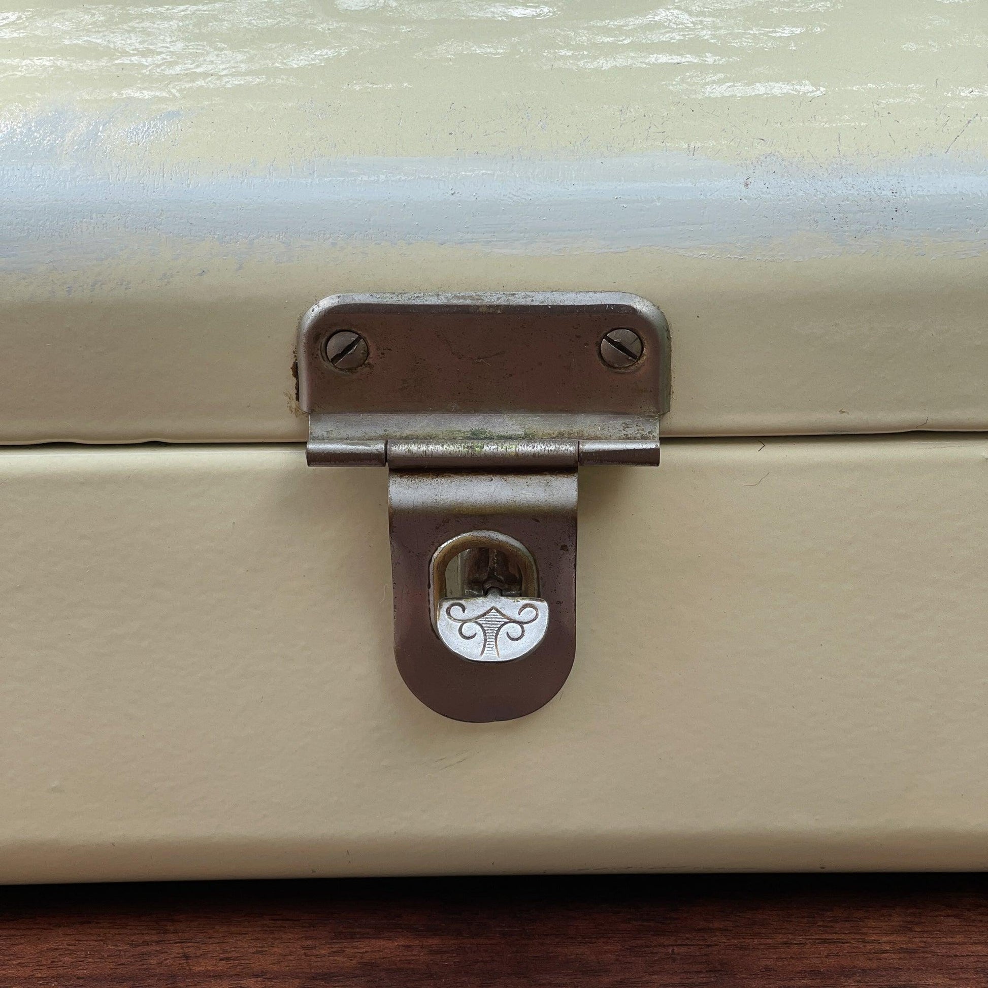 Emaille broodtrommel - Bamestra Curiosa