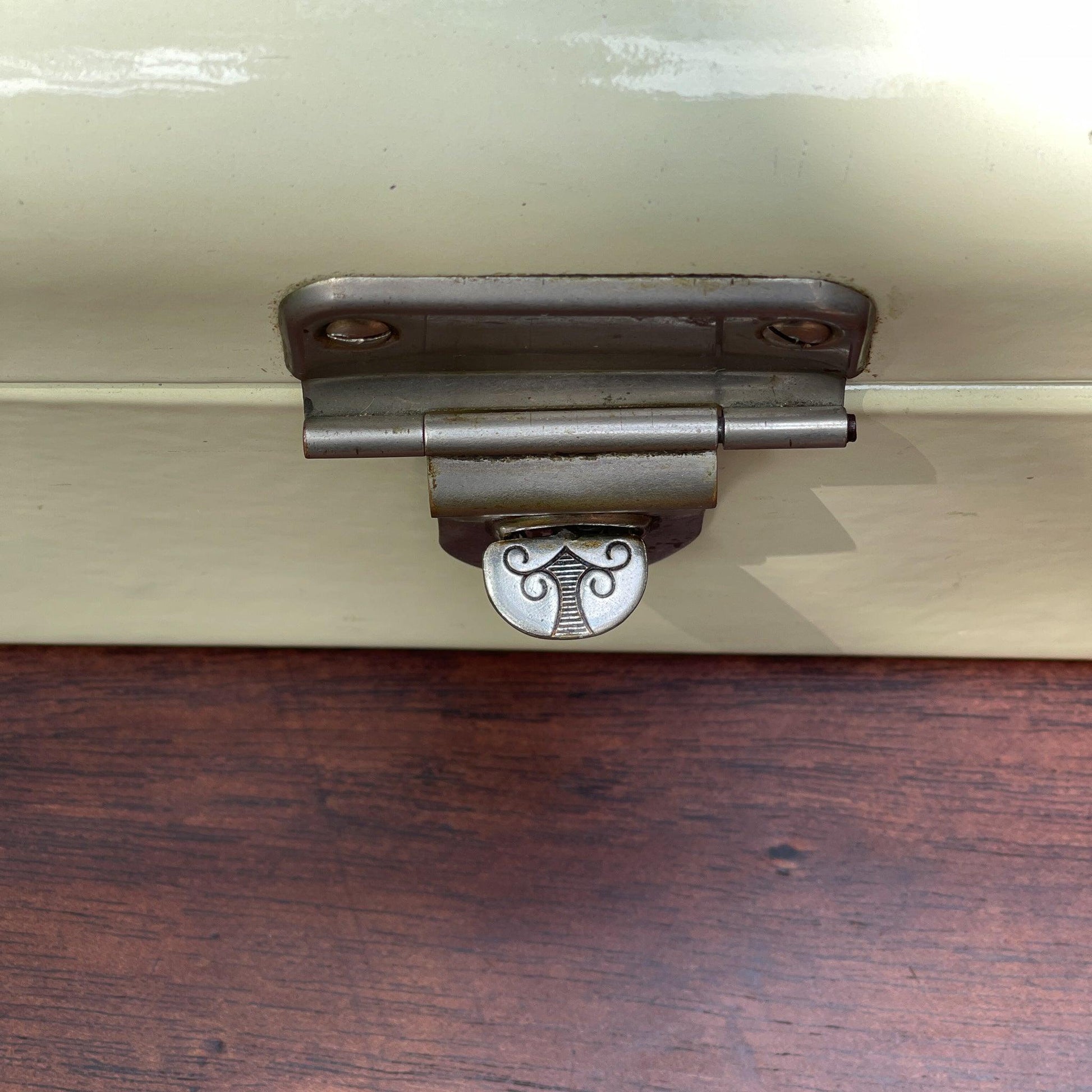 Emaille broodtrommel - Bamestra Curiosa