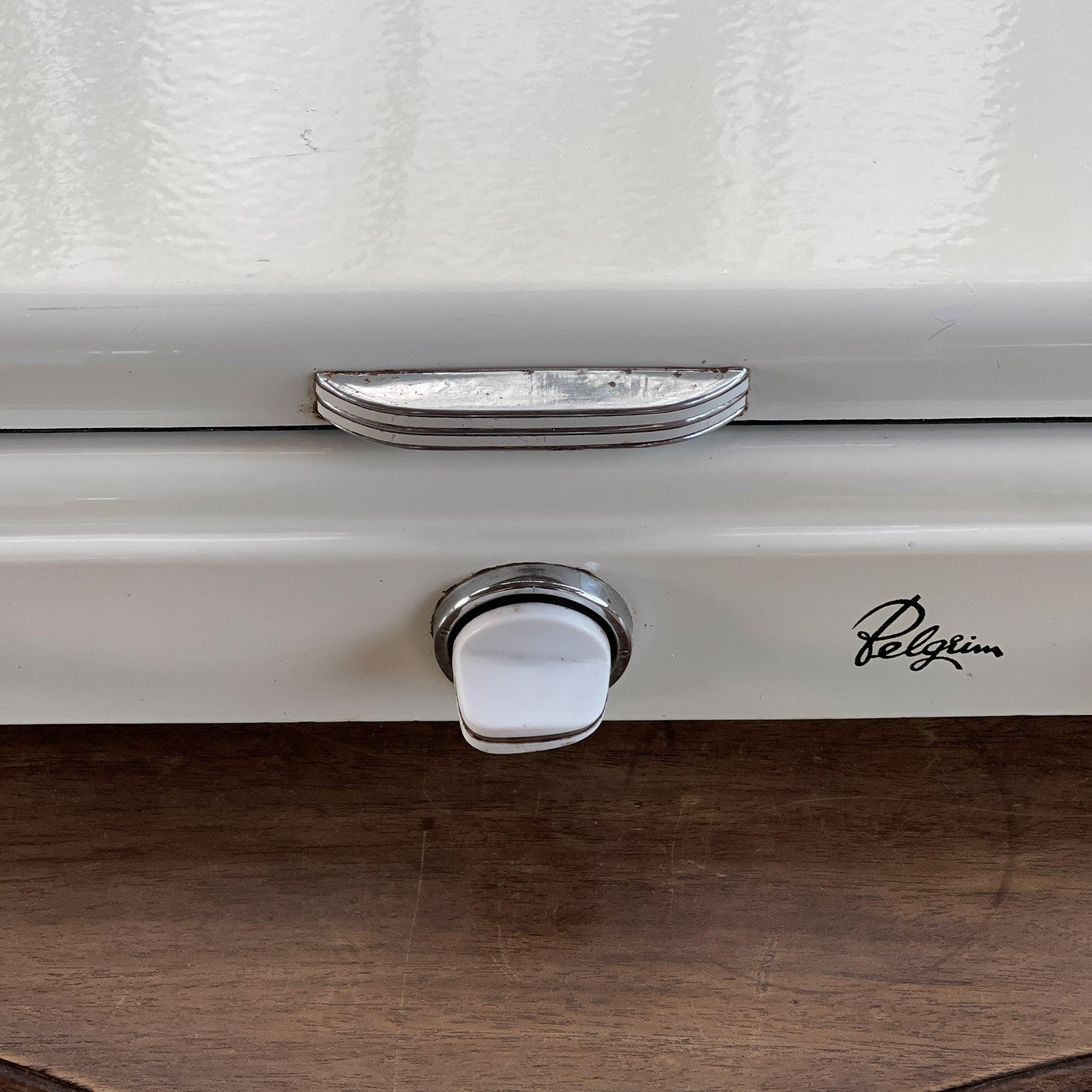 Emaille driepits gasstel van Pelgrim - The Collectionist