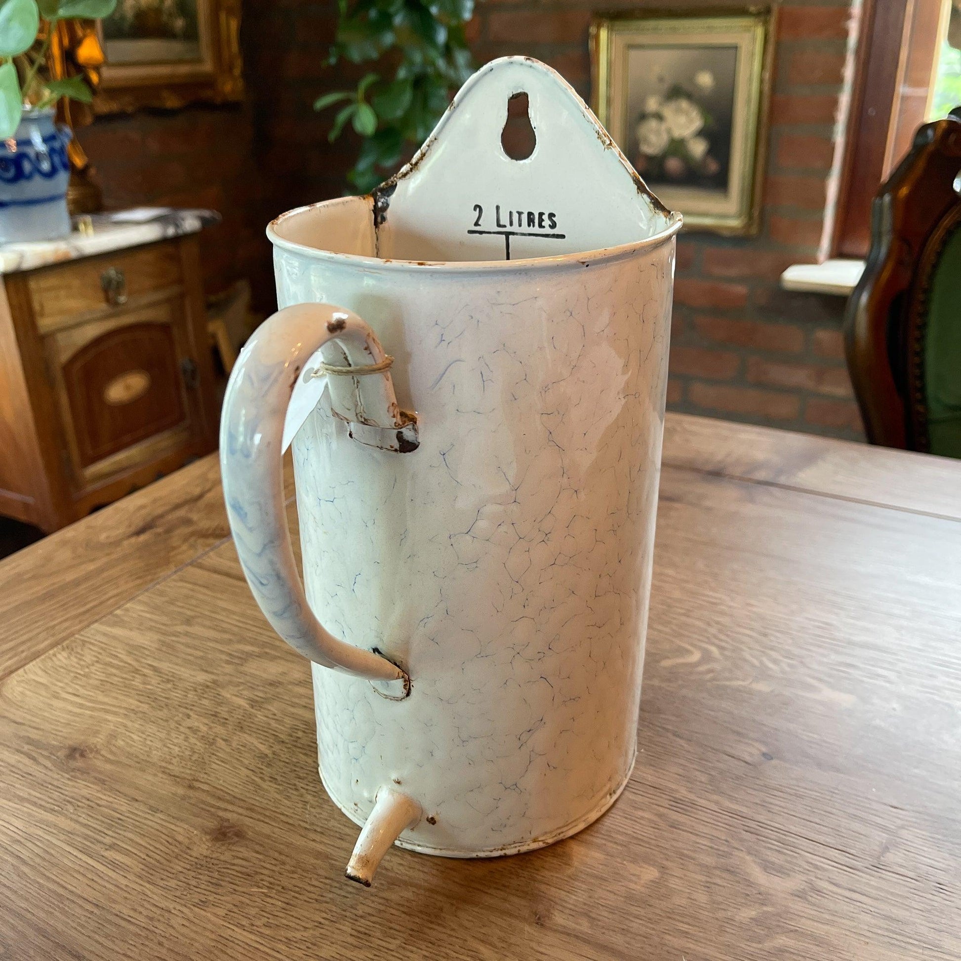 Emaille irrigator 2L - Bamestra Curiosa