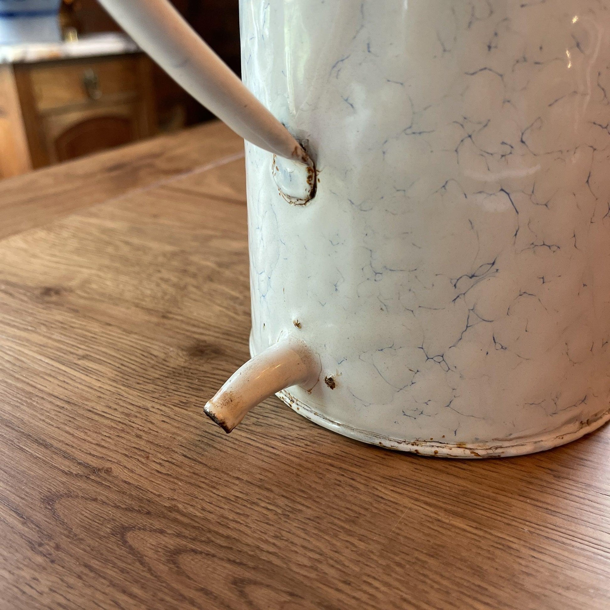 Emaille irrigator 2L - Bamestra Curiosa