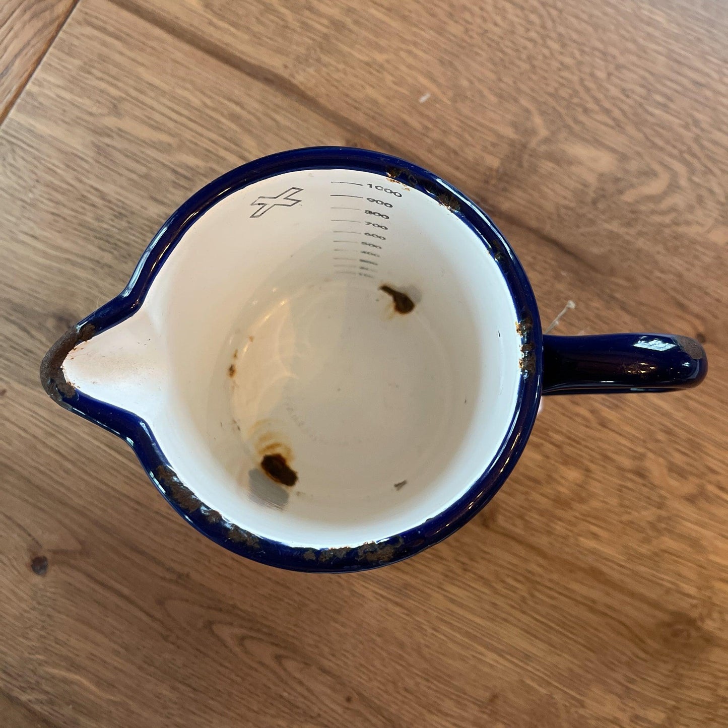 Emaille maatbeker 1L - Bamestra Curiosa