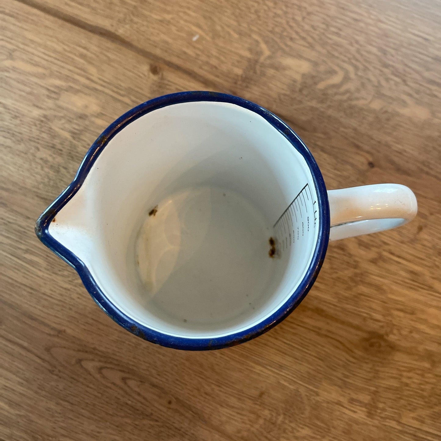 Emaille maatbeker 1L - Bamestra Curiosa