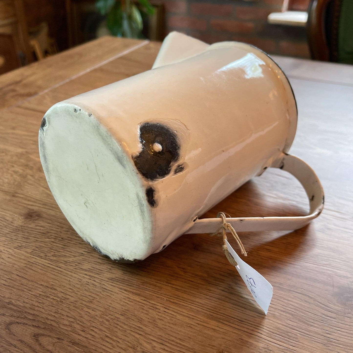 Emaille maatbeker 1L - Bamestra Curiosa