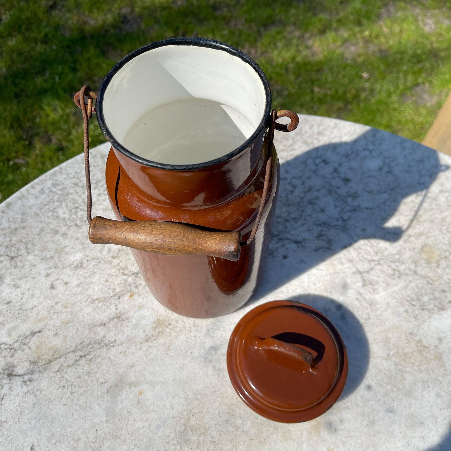 Emaille melkbus met deksel - Bamestra Curiosa