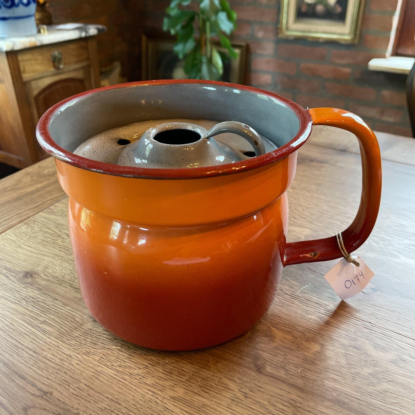 Emaille melkkoker - Bamestra Curiosa