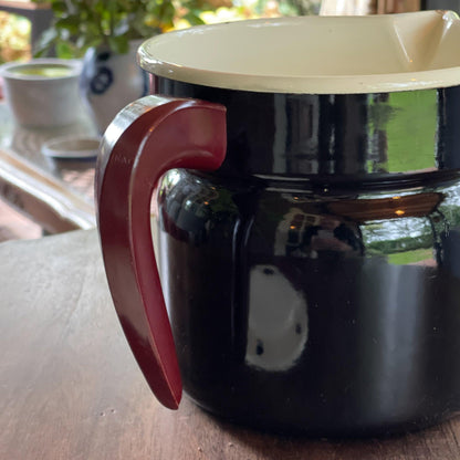 Emaille melkkoker - Bamestra Curiosa