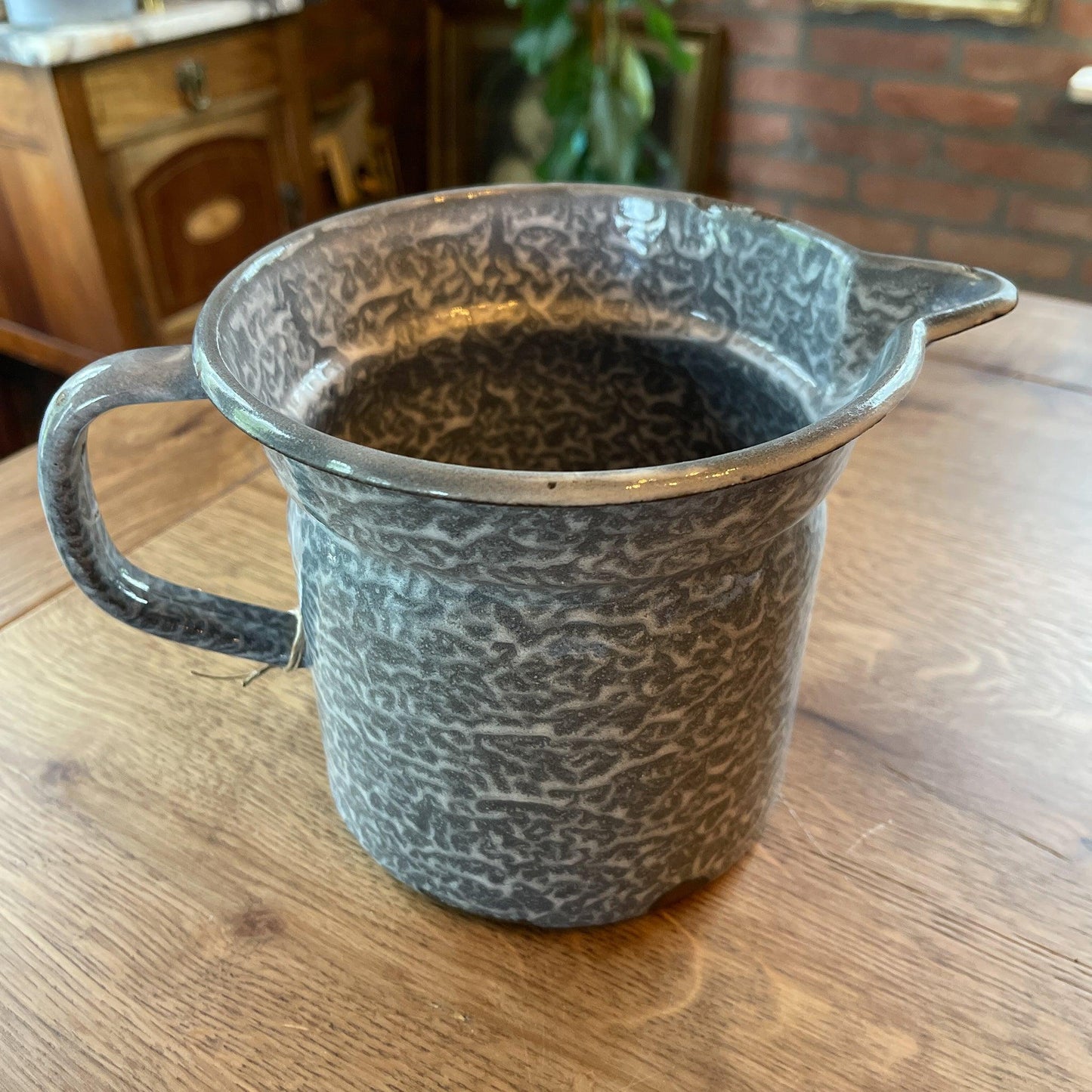 Emaille melkkoker - Bamestra Curiosa