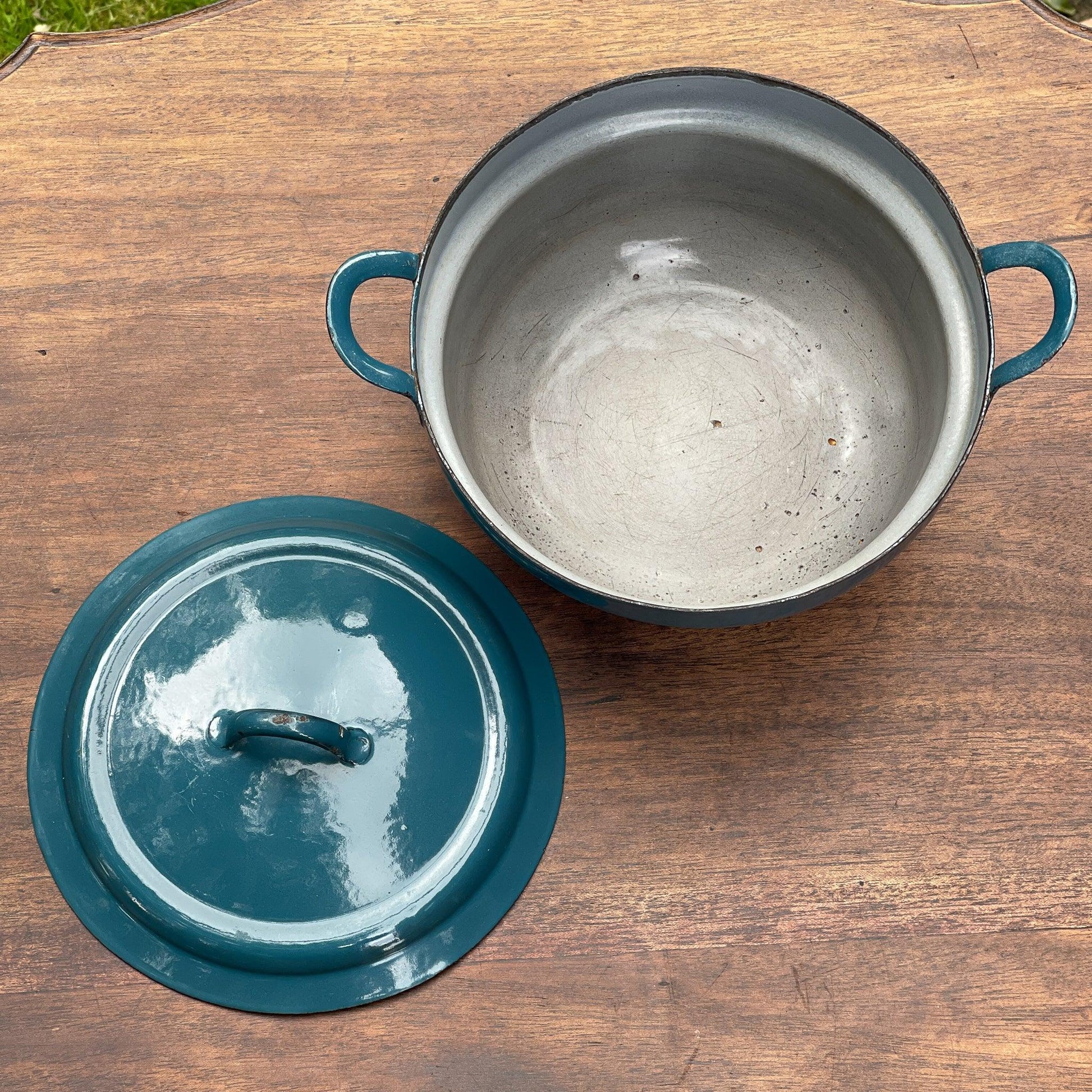 Emaille pan met deksel - Bamestra Curiosa