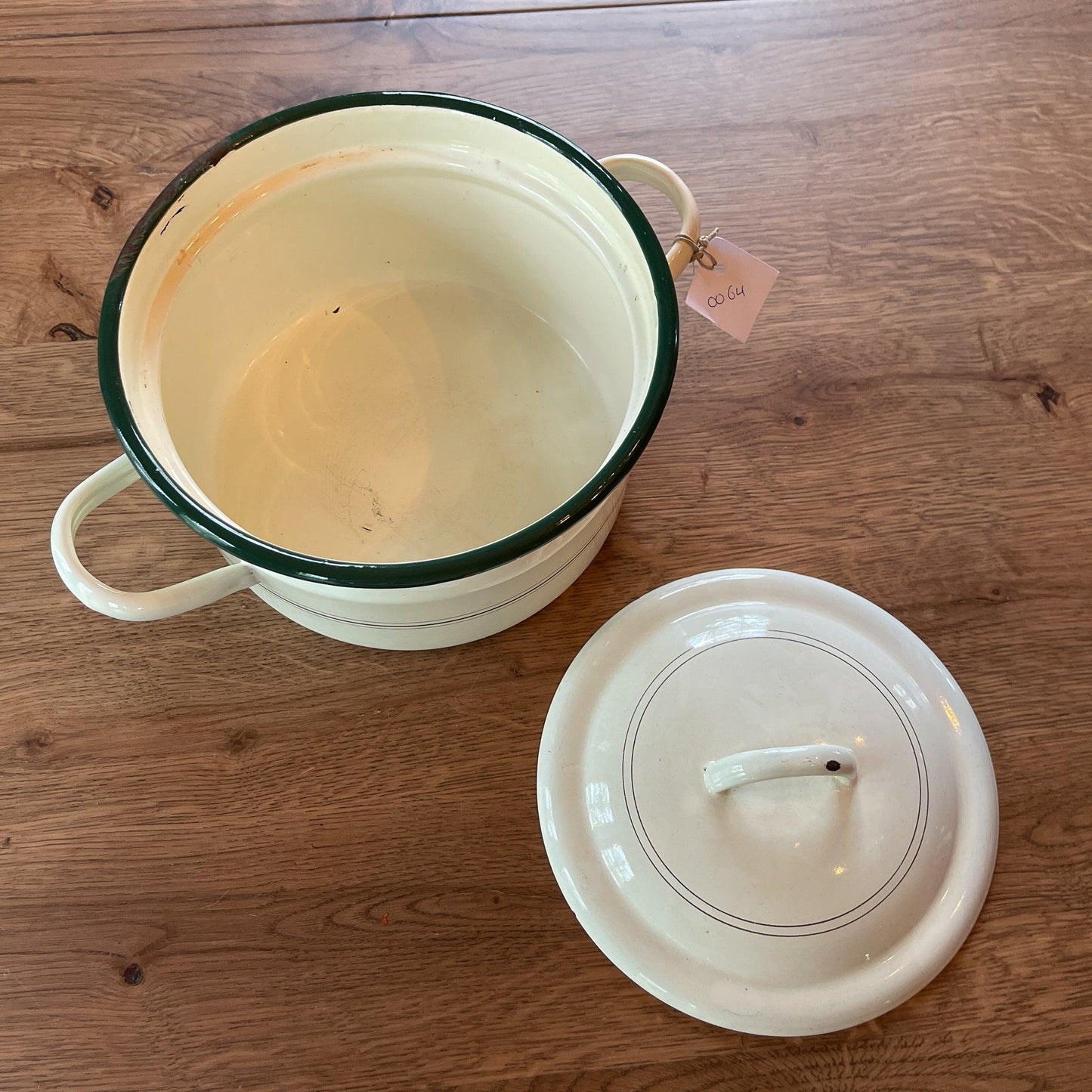 Emaille pan met deksel - Bamestra Curiosa