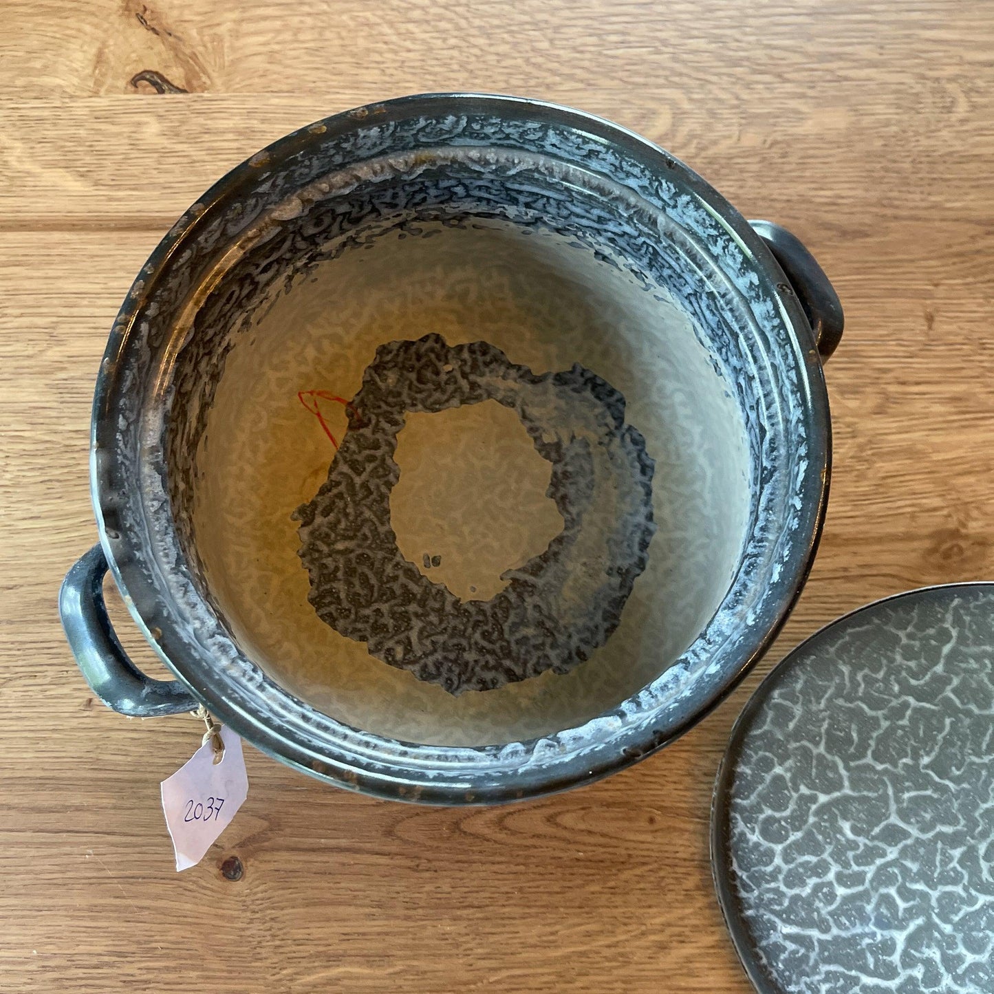 Emaille pan met deksel - Bamestra Curiosa