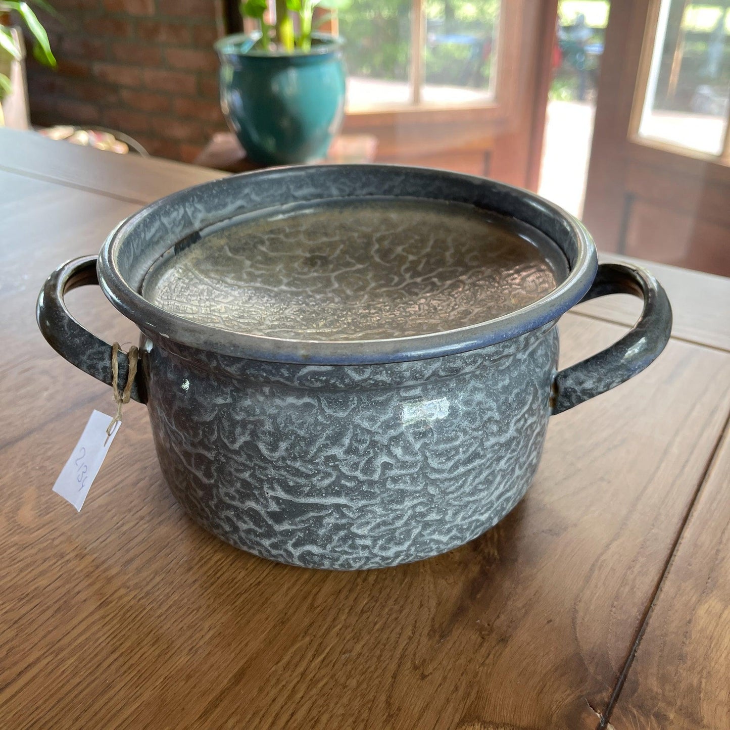 Emaille pan met deksel - Bamestra Curiosa