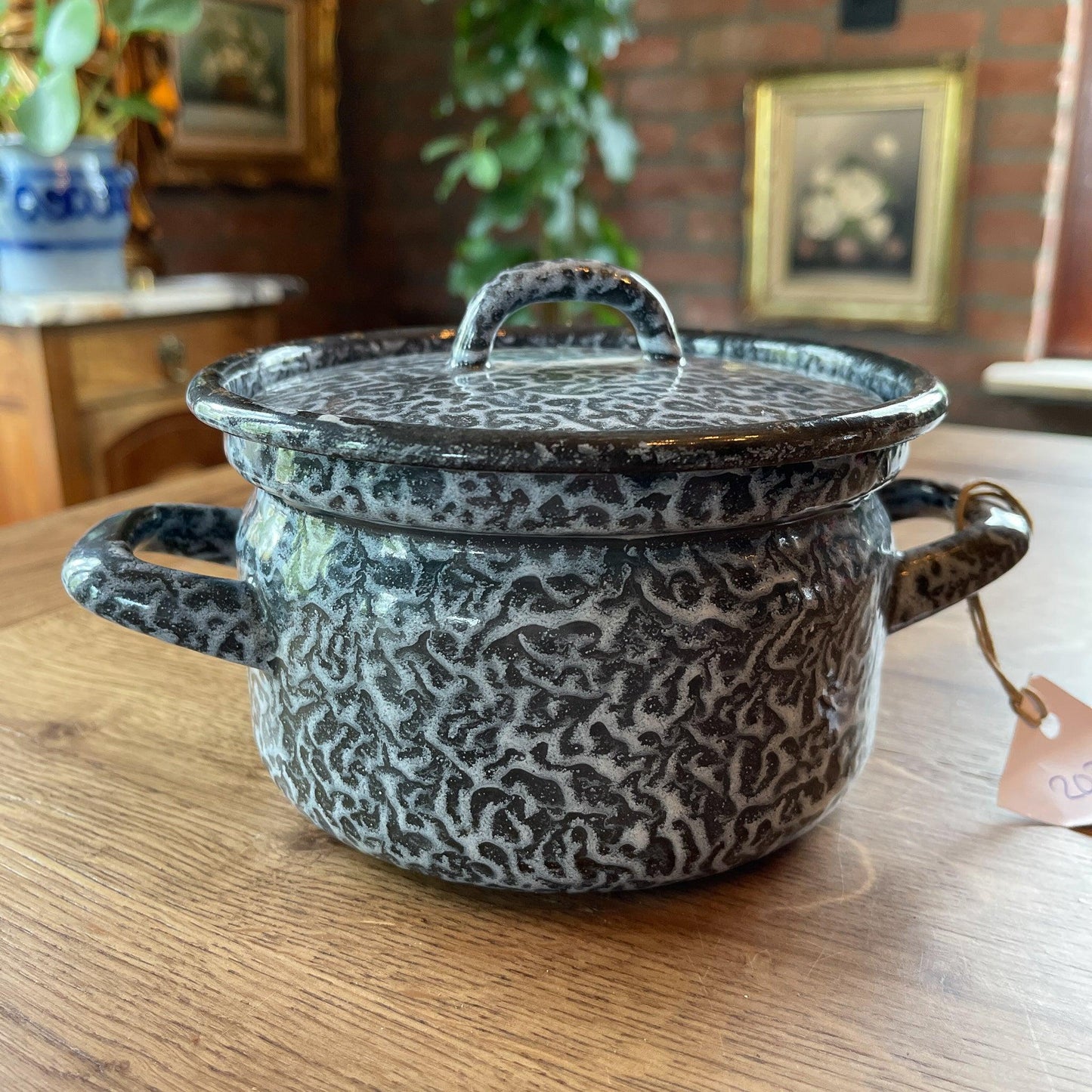 Emaille pannetje met deksel - Bamestra Curiosa