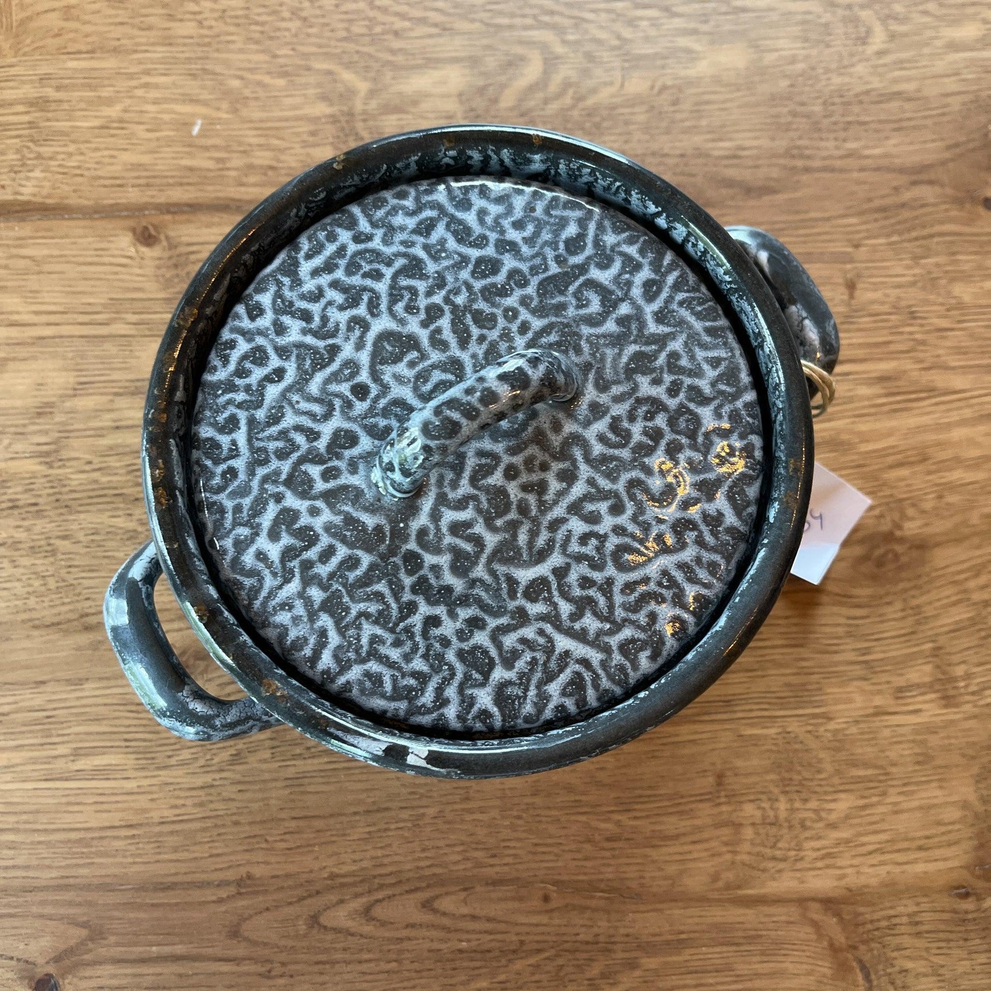 Emaille pannetje met deksel - Bamestra Curiosa