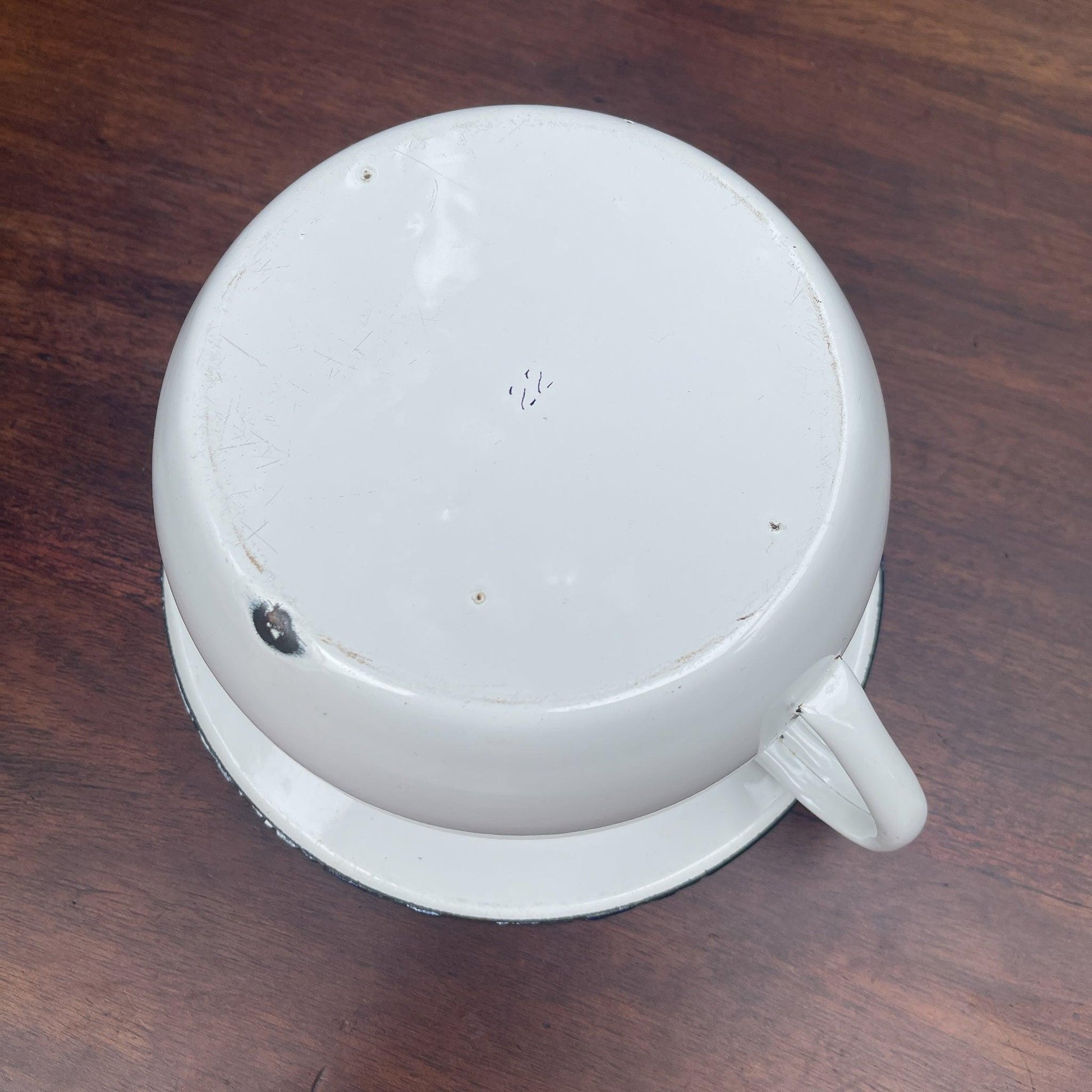 Emaille po - Bamestra Curiosa