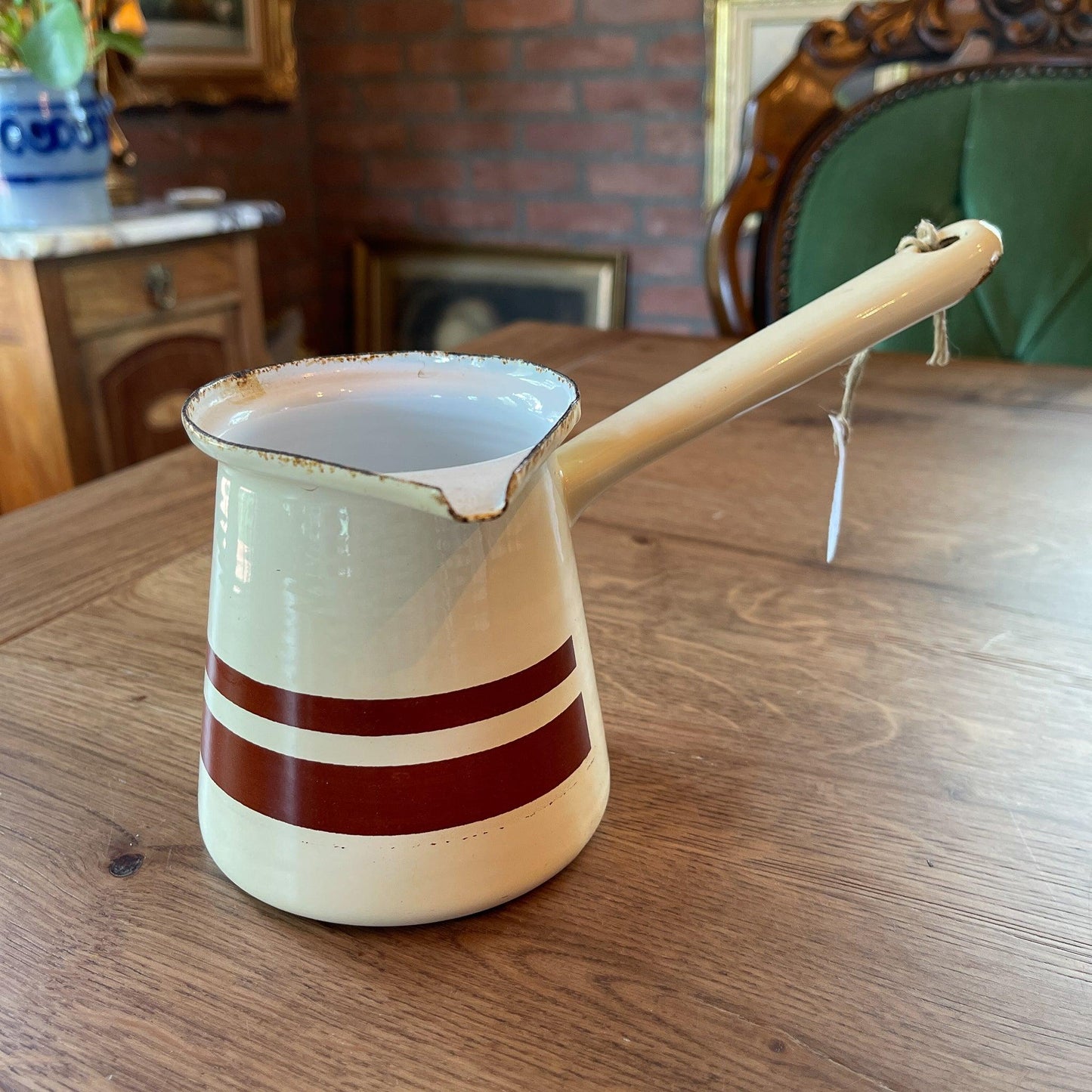 Emaille schenkkannetje - Bamestra Curiosa