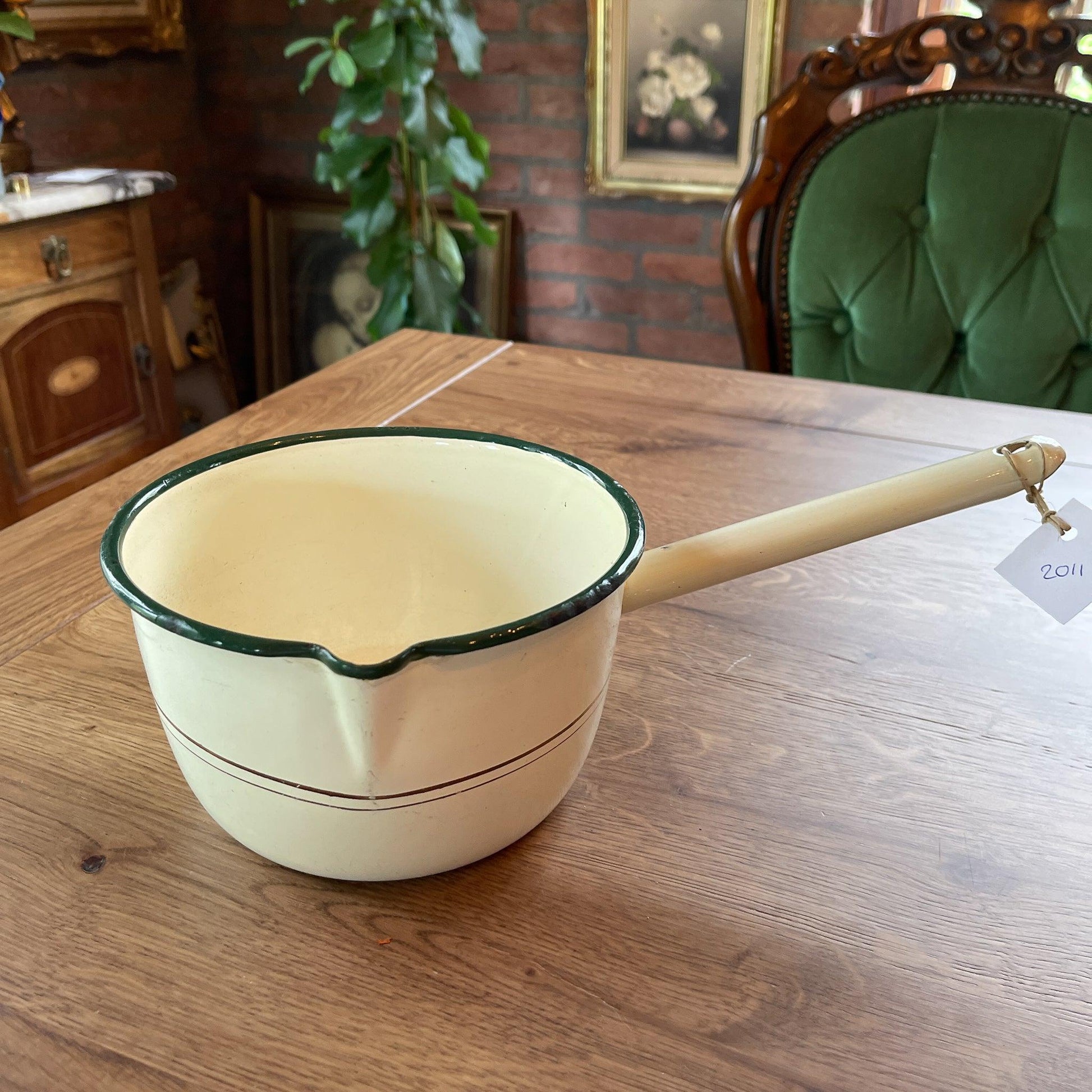 Emaille steelpannetje - Bamestra Curiosa