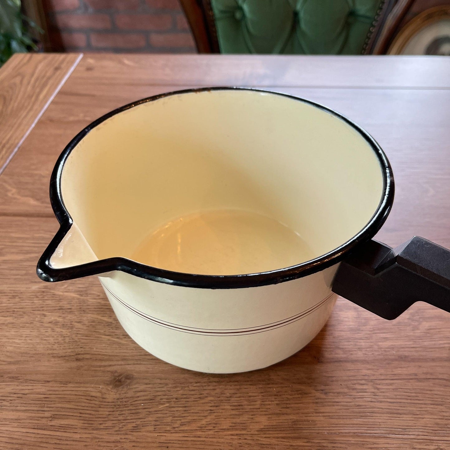 Emaille steelpannetje - Bamestra Curiosa