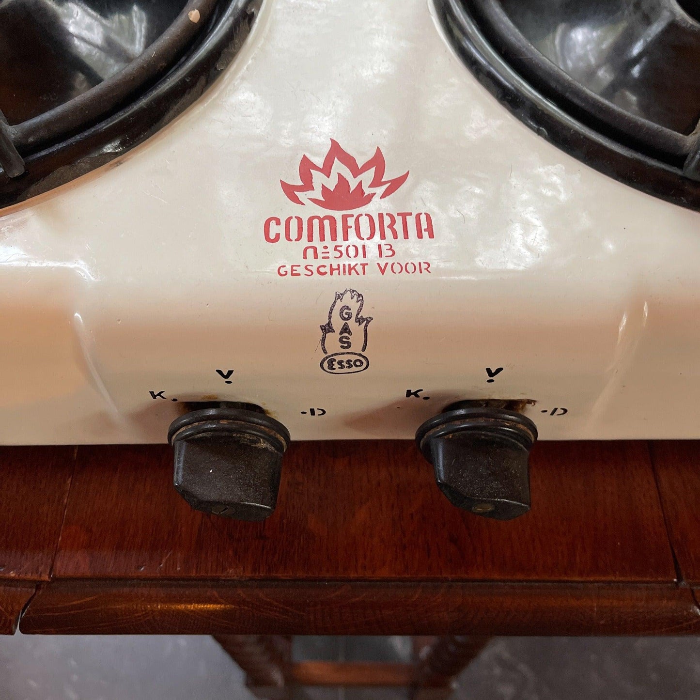 Emaille tweepits gasstel van Comforta - Bamestra Curiosa