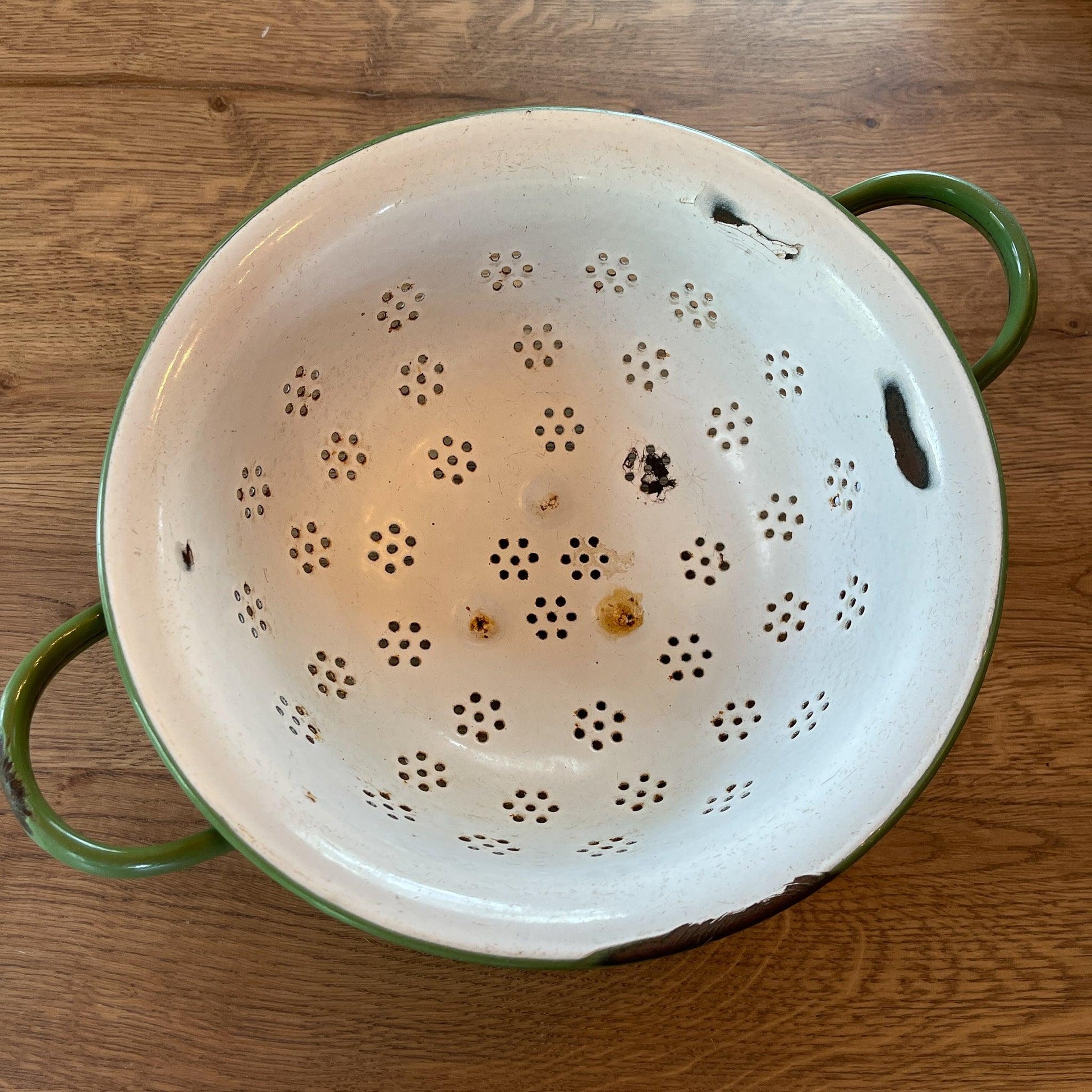 Emaille vergiet - Bamestra Curiosa