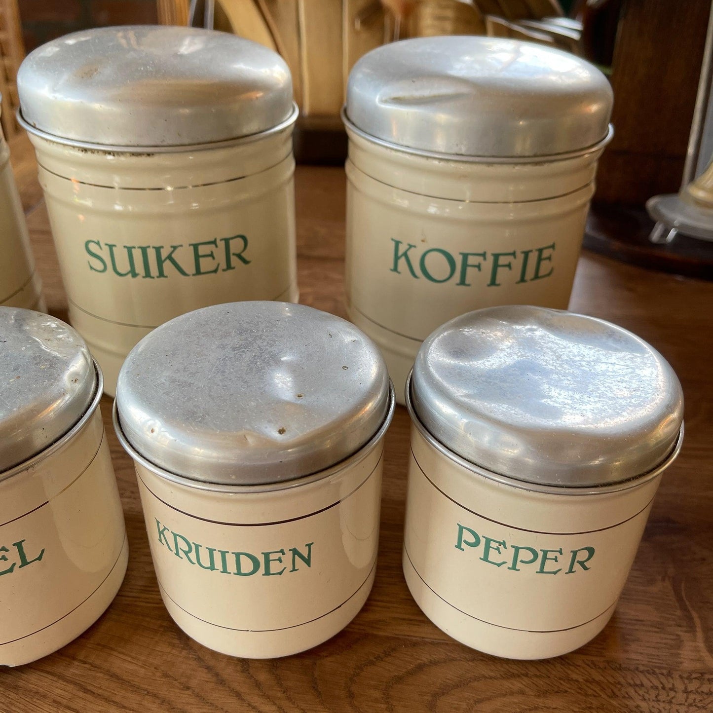 Emaille voorraadbussen 7 stuks - Bamestra Curiosa