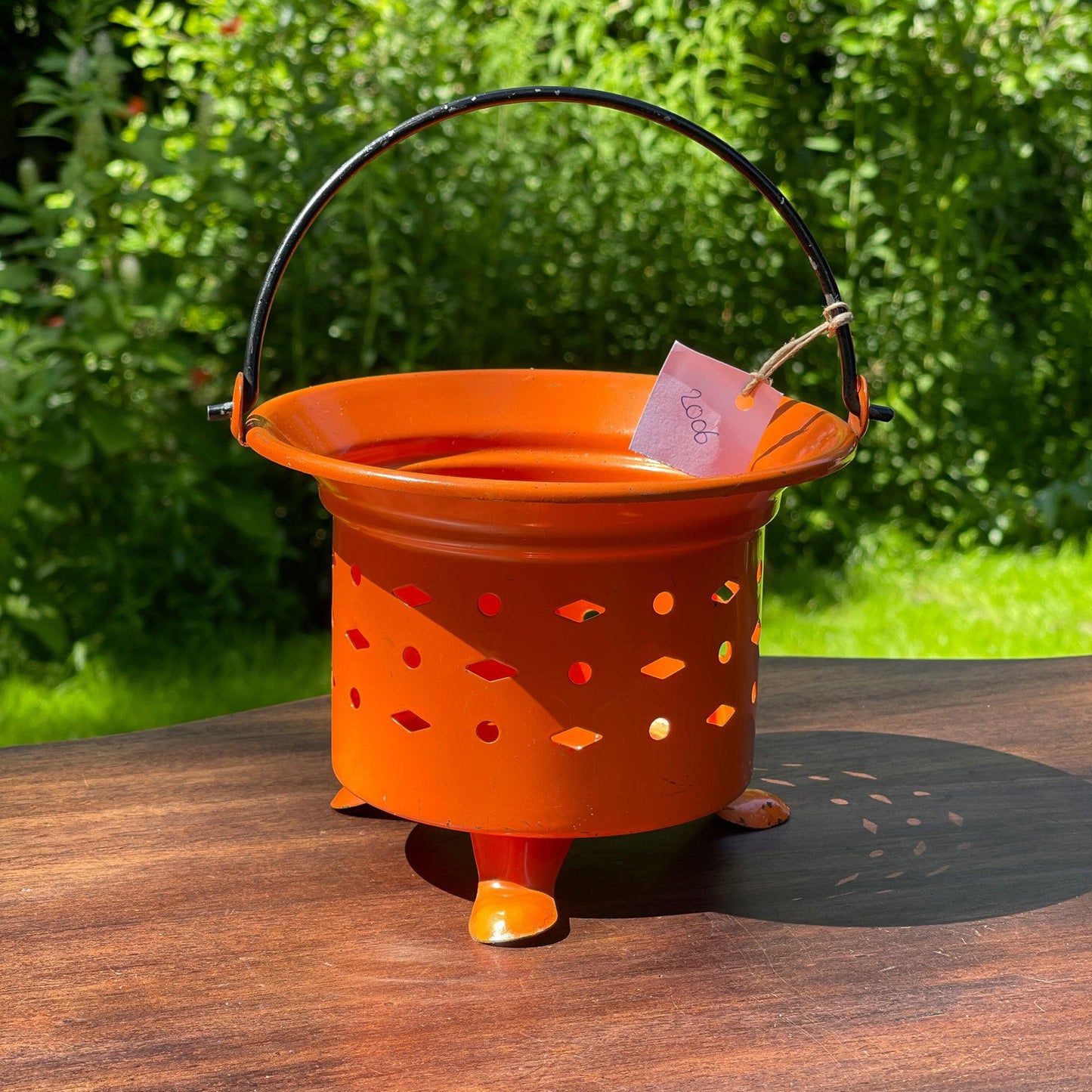 Emaille warmhouder - Bamestra Curiosa