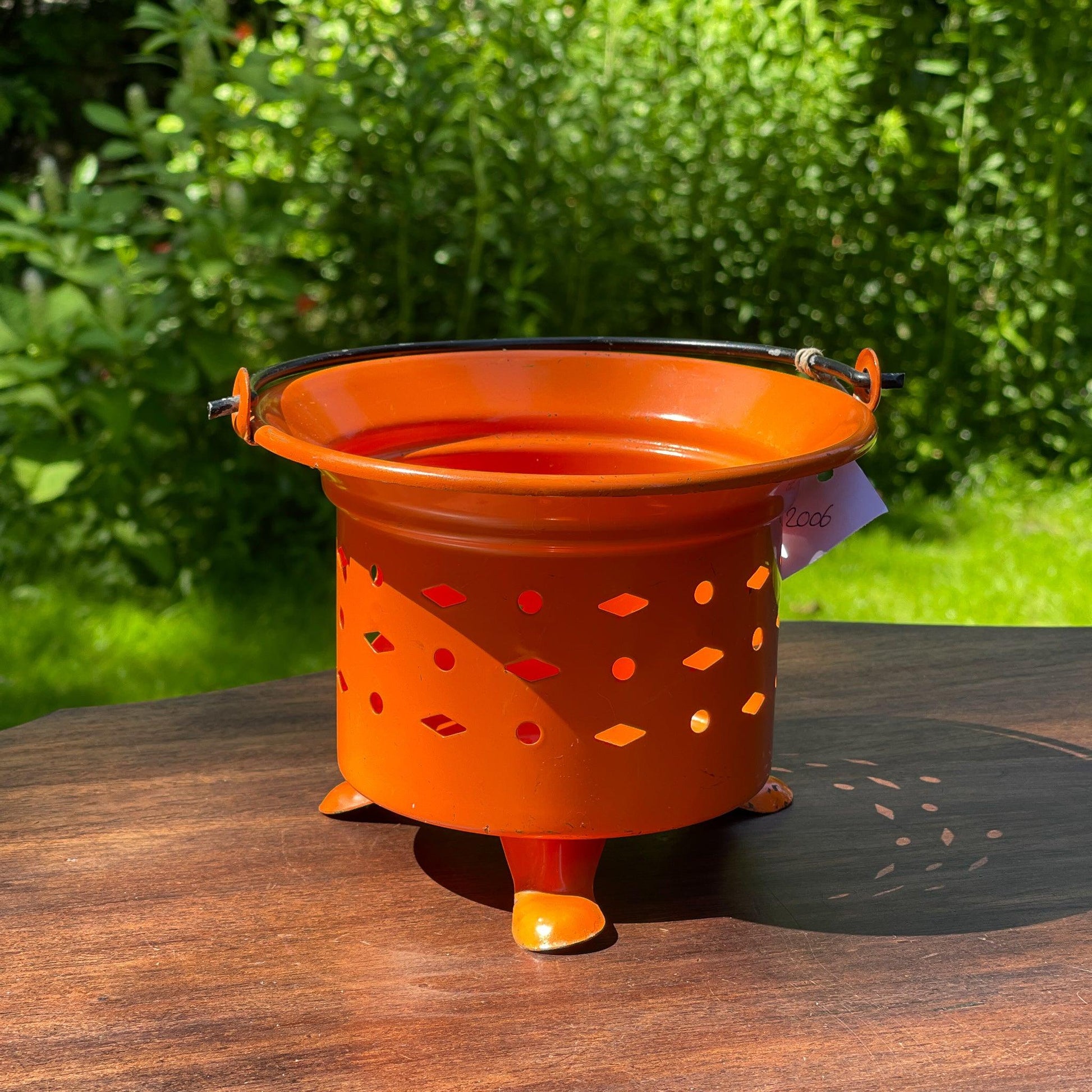 Emaille warmhouder - Bamestra Curiosa