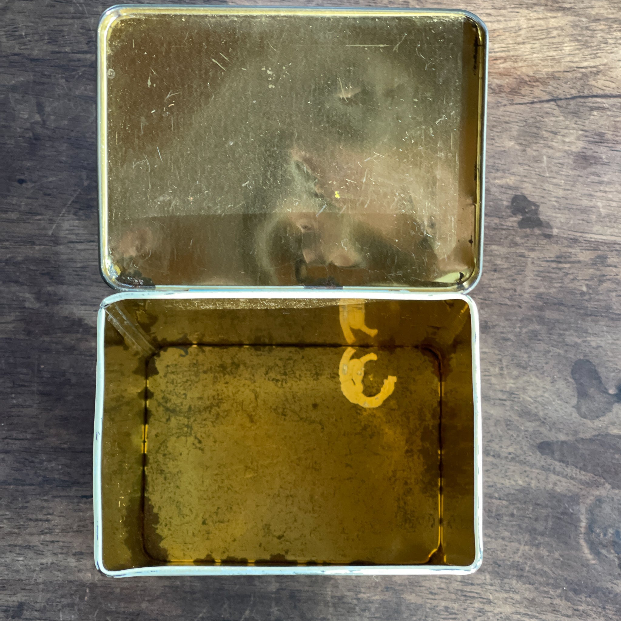 Engels Bewaarblik Met Bloemen - The Collectionist