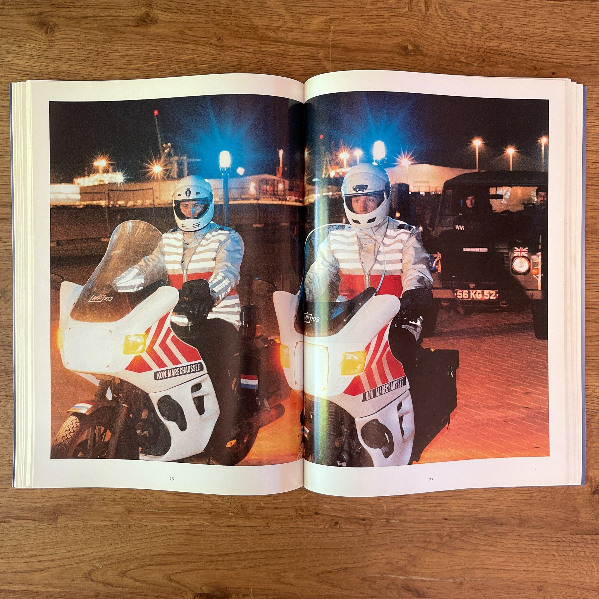 Fotoboek van de Koninklijke Marechaussee - The Collectionist