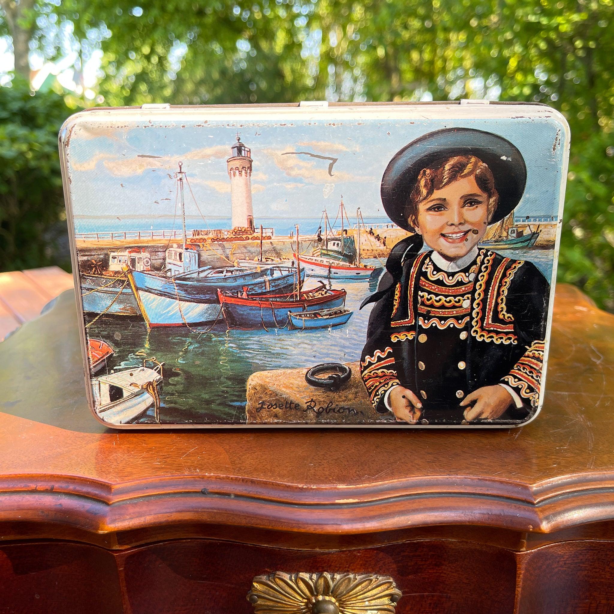 Frans koekblik “Port Haliguen” – Bretagne haven tafereel, ca. 1955–1970 - The Collectionist