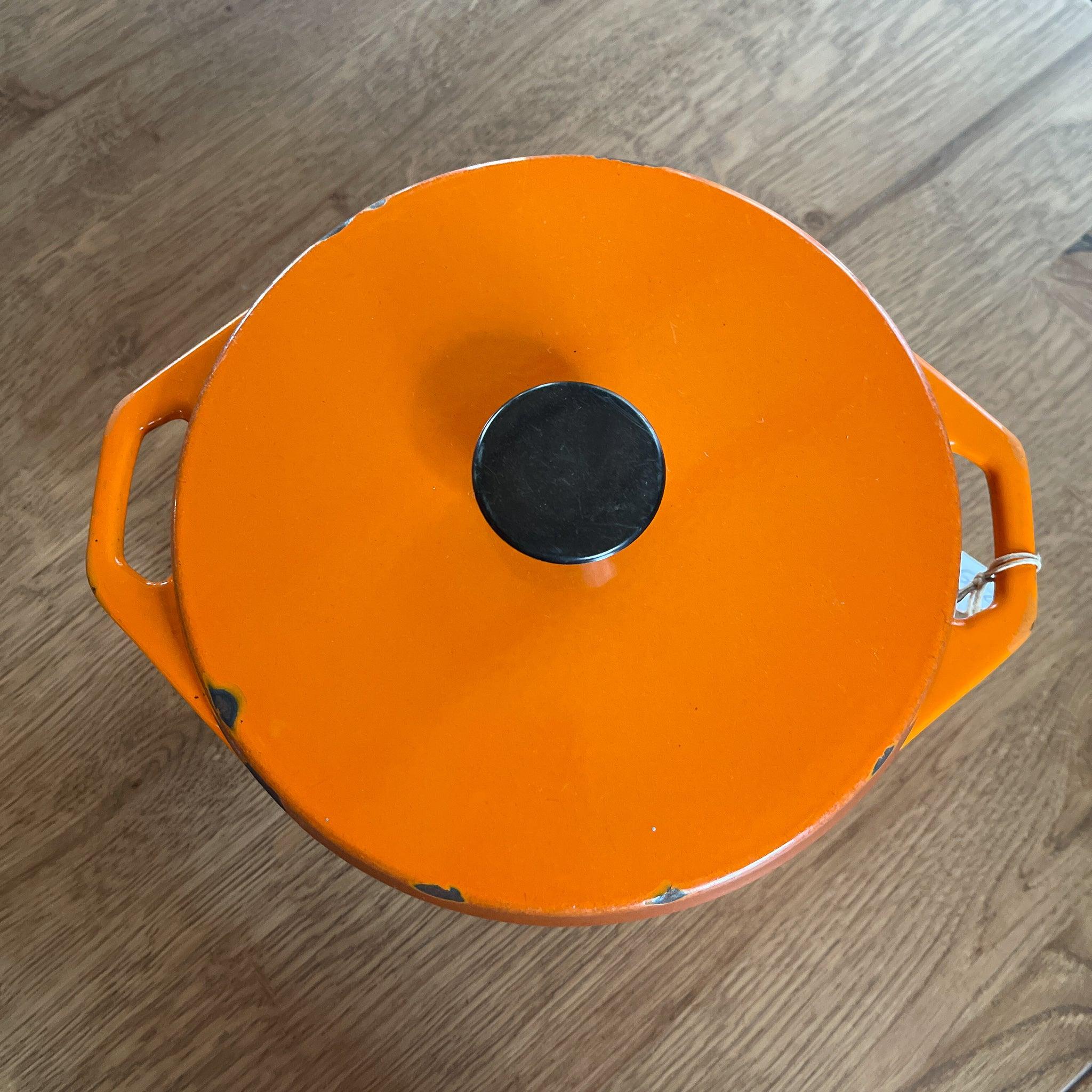 Gietijzeren Emalco braadpan met emaille deksel - The Collectionist