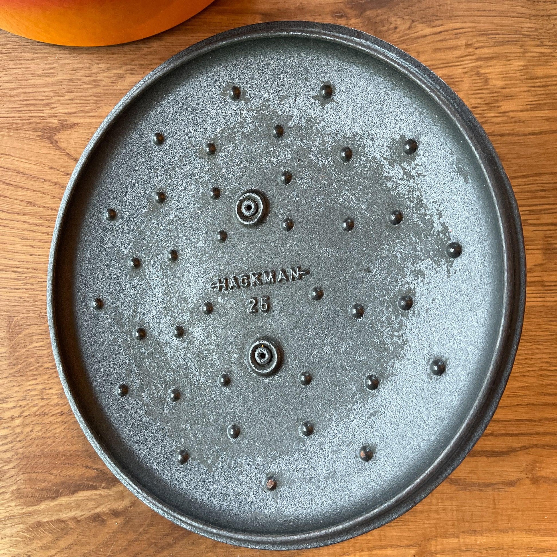 Gietijzeren geëmailleerde braadpan van Hackman - Bamestra Curiosa