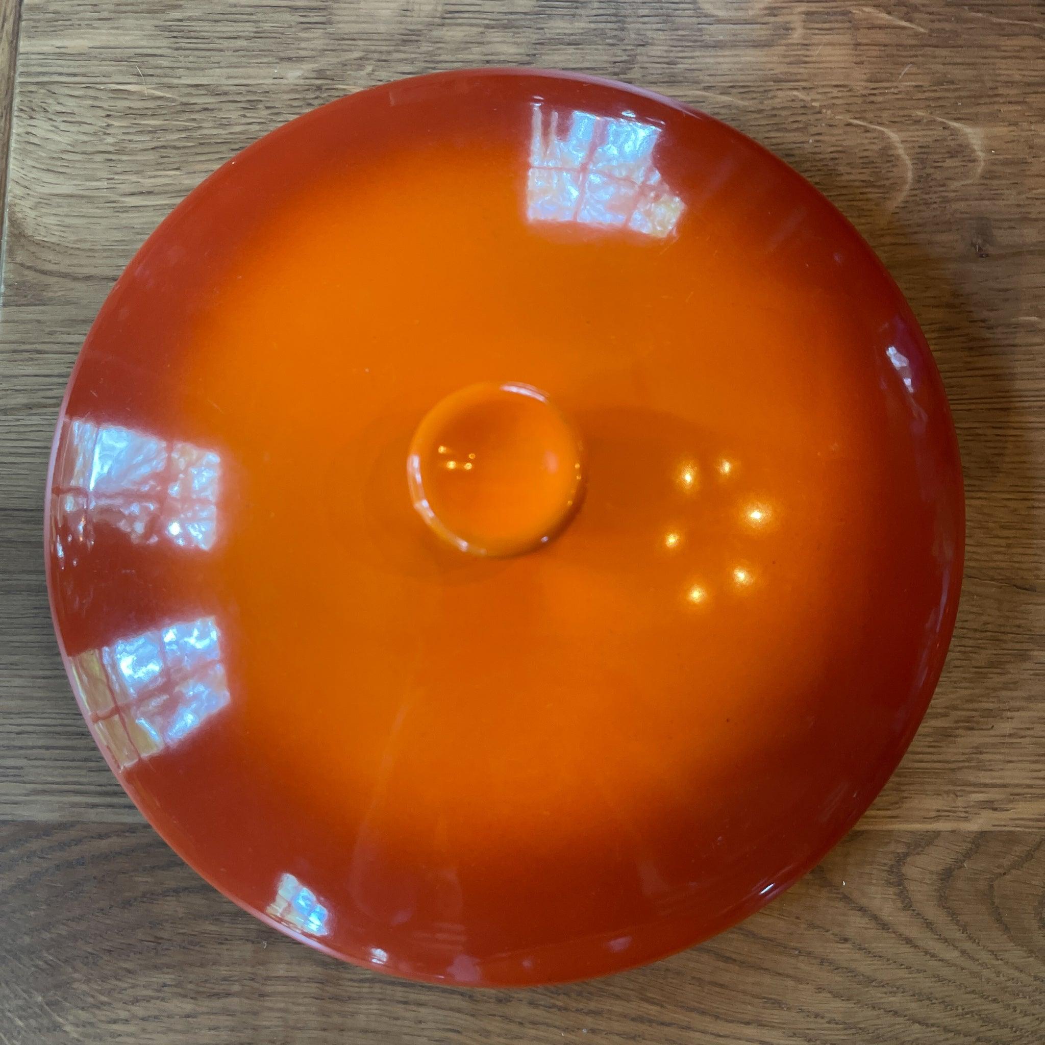 Gietijzeren steelpan met emaille deksel - The Collectionist