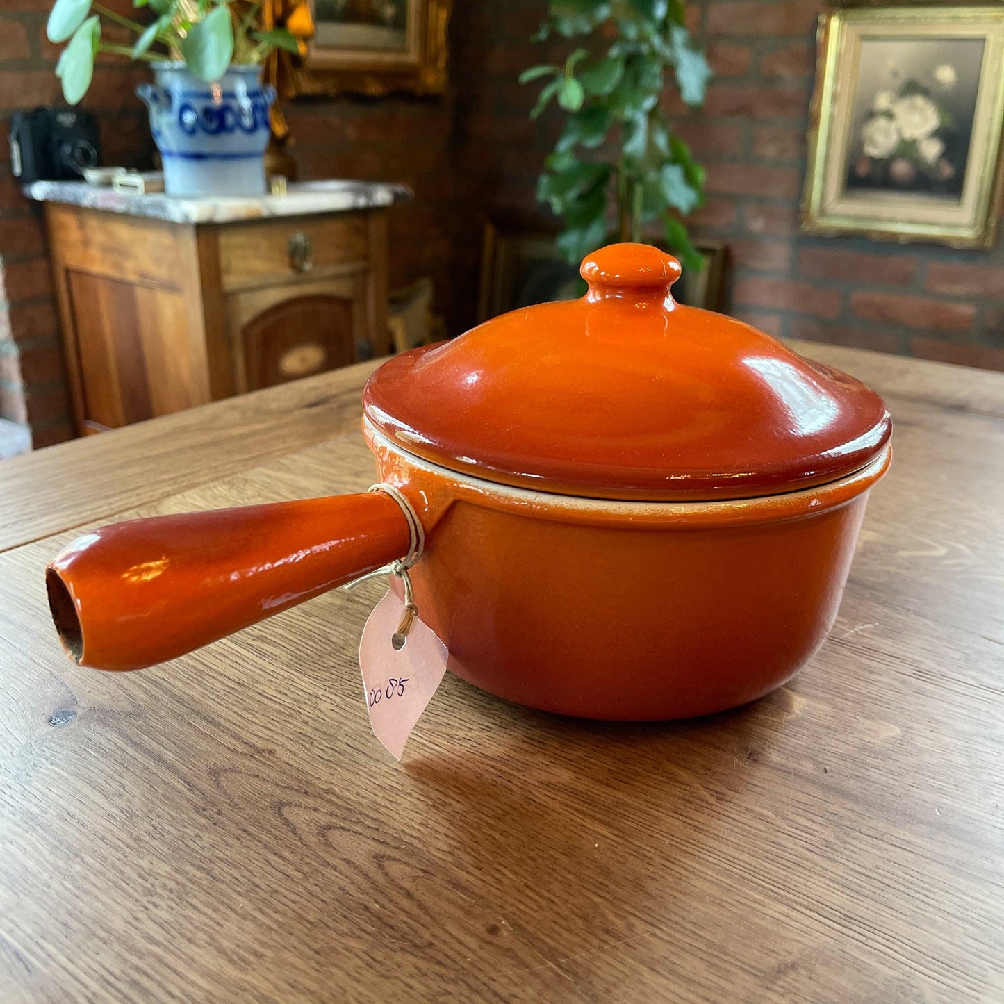 Gietijzeren steelpan met emaille deksel - Bamestra Curiosa